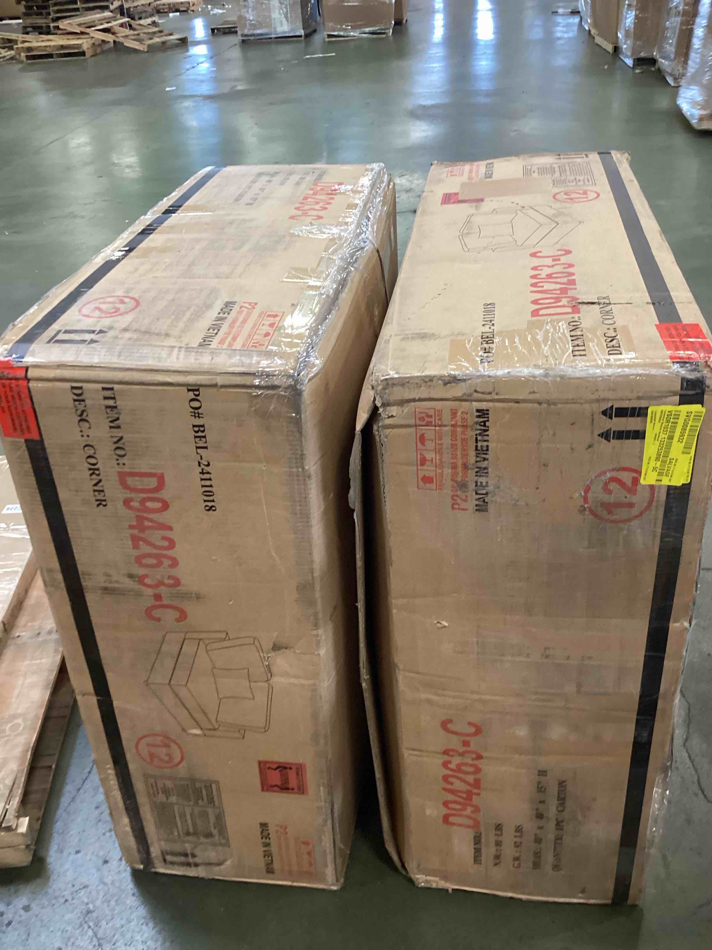 https://s3.amazonaws.com/lotting-images-prod/bidfta/PNK3553177_1750509550401.jpeg