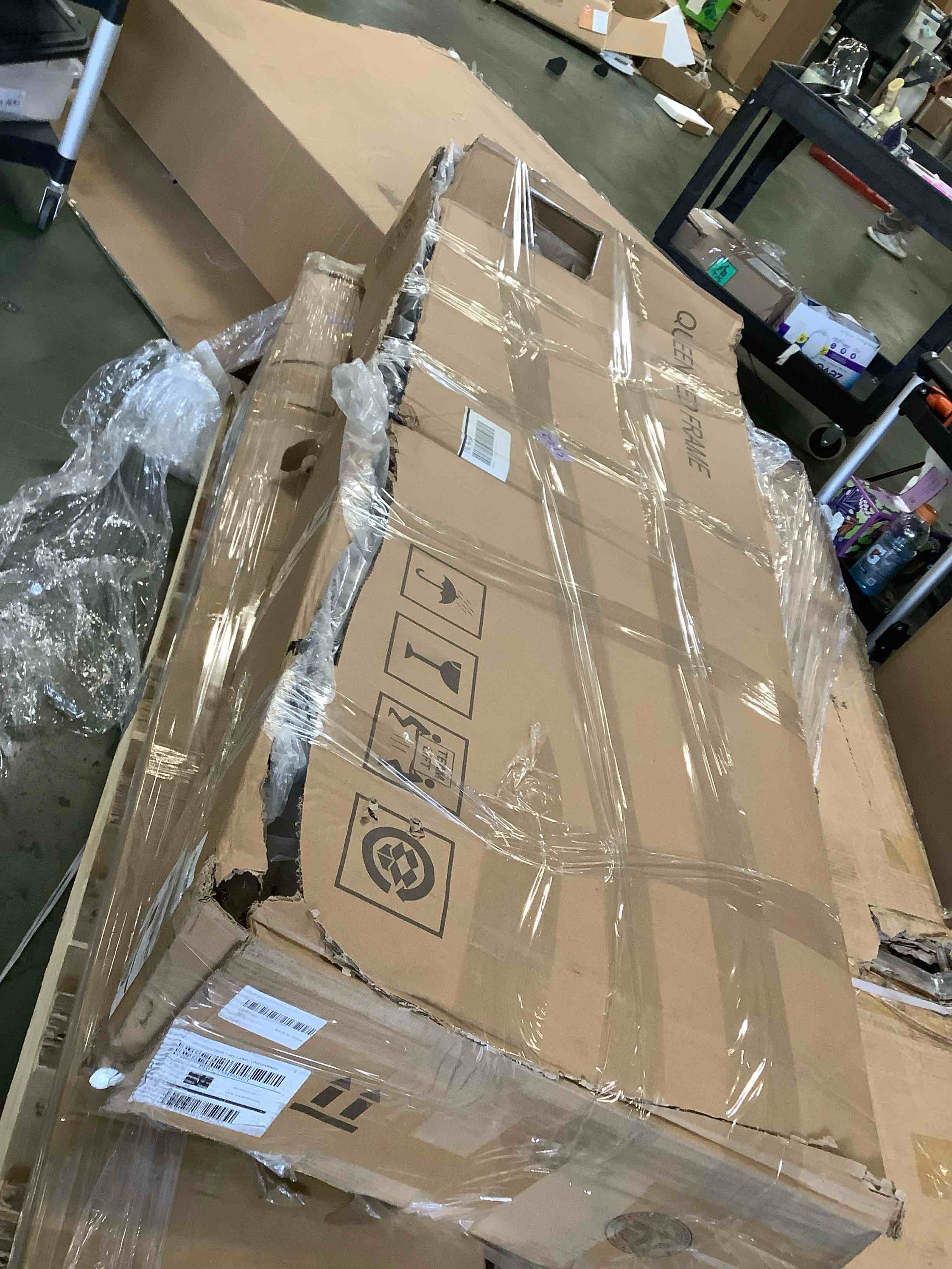 https://s3.amazonaws.com/lotting-images-prod/bidfta/PNK3553535_1750947703447.jpeg