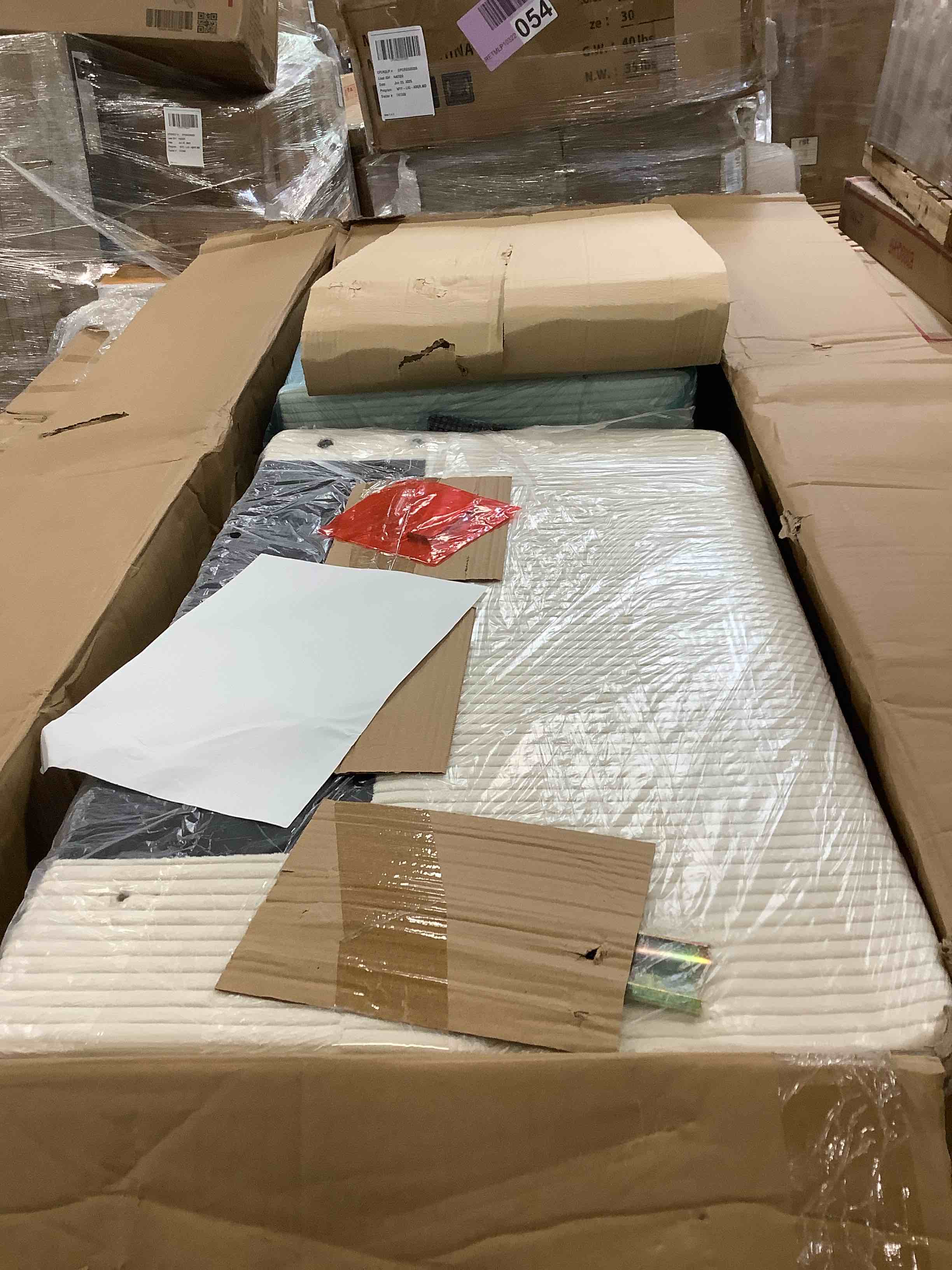 https://s3.amazonaws.com/lotting-images-prod/bidfta/PNK3553616_1751032256829.jpeg