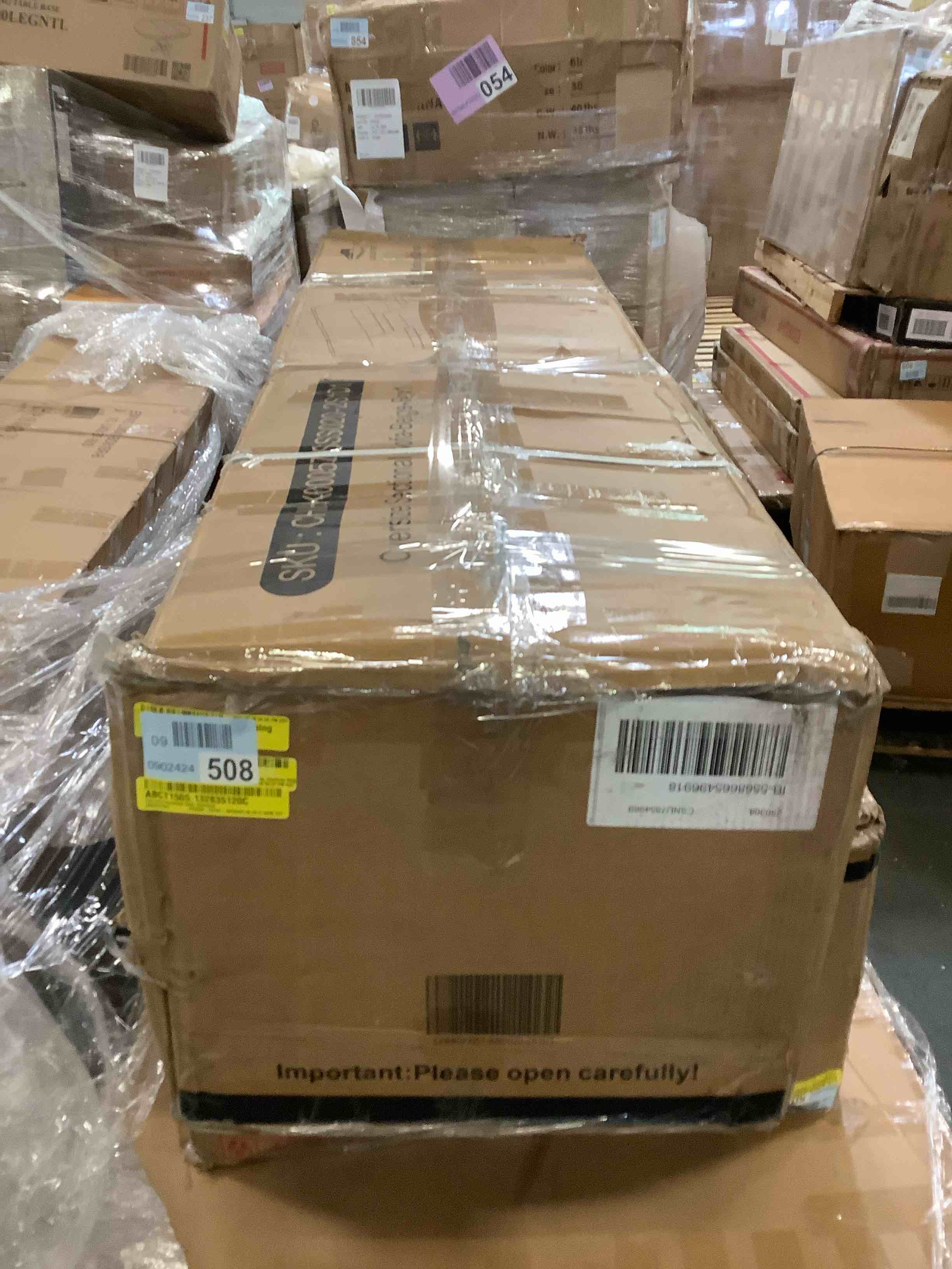 https://s3.amazonaws.com/lotting-images-prod/bidfta/PNK3553616_1751032296961.jpeg