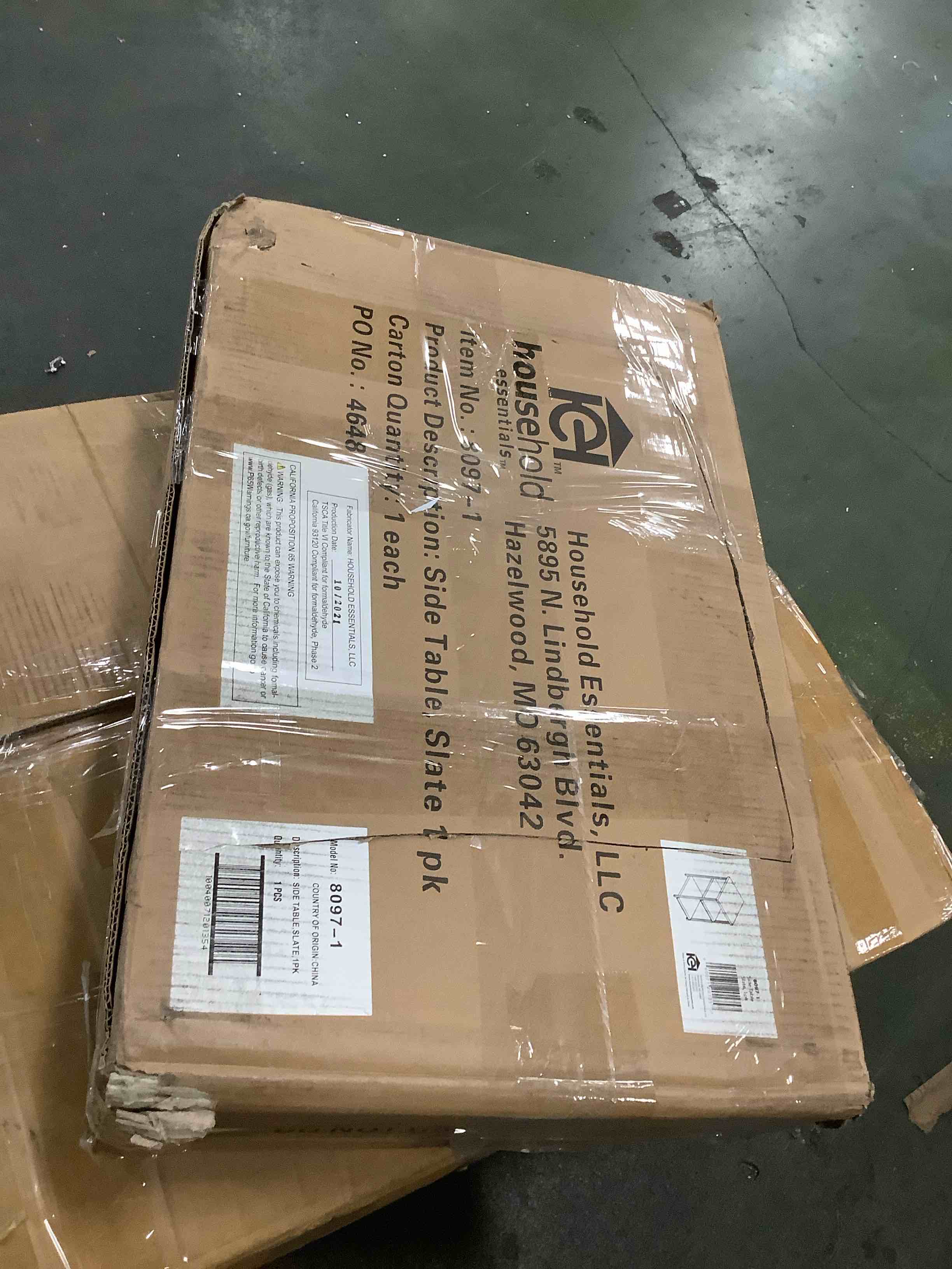 https://s3.amazonaws.com/lotting-images-prod/bidfta/PNK3553679_1751288869984.jpeg