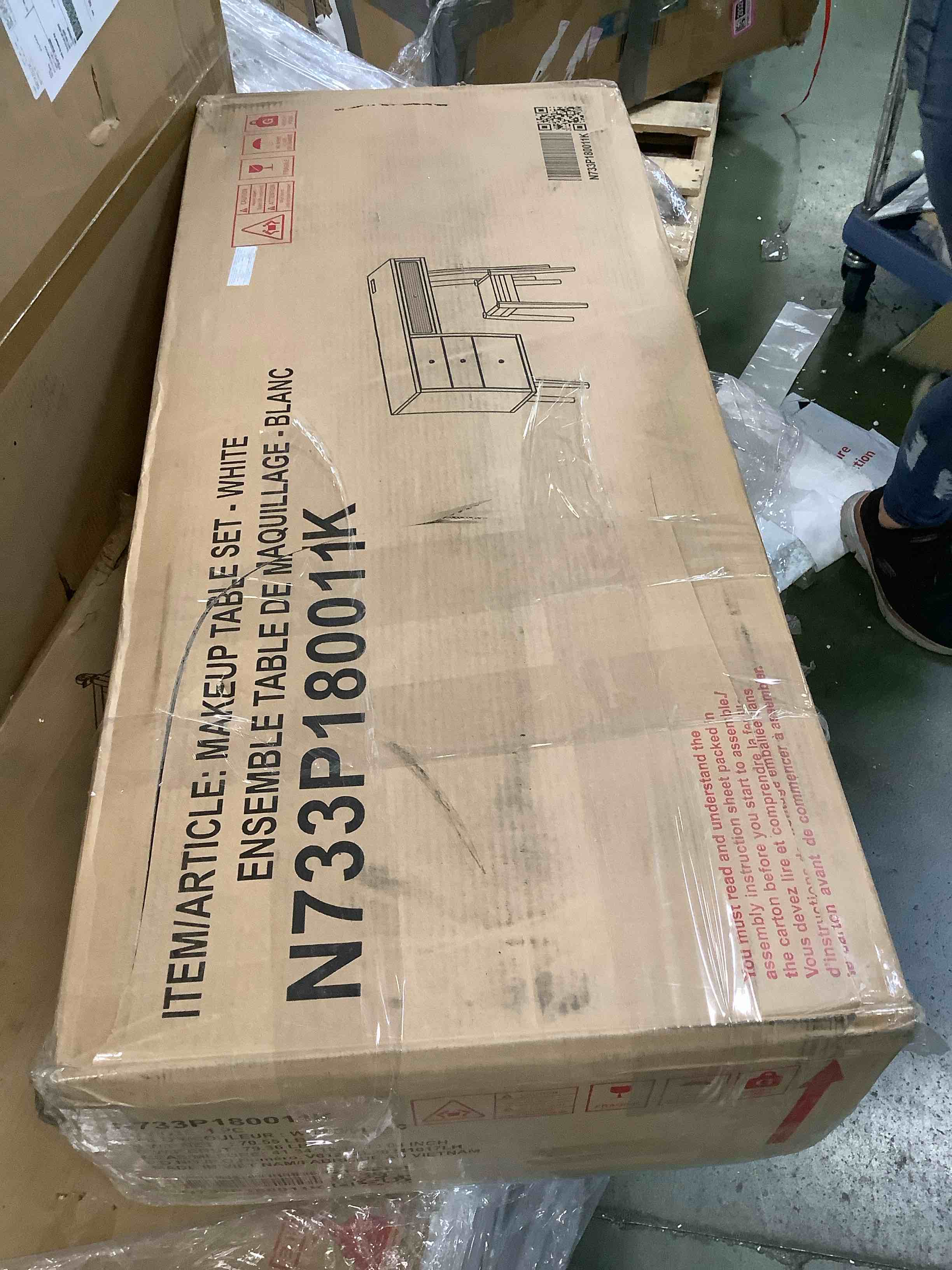 https://s3.amazonaws.com/lotting-images-prod/bidfta/PNK3555098_1752600107408.jpeg
