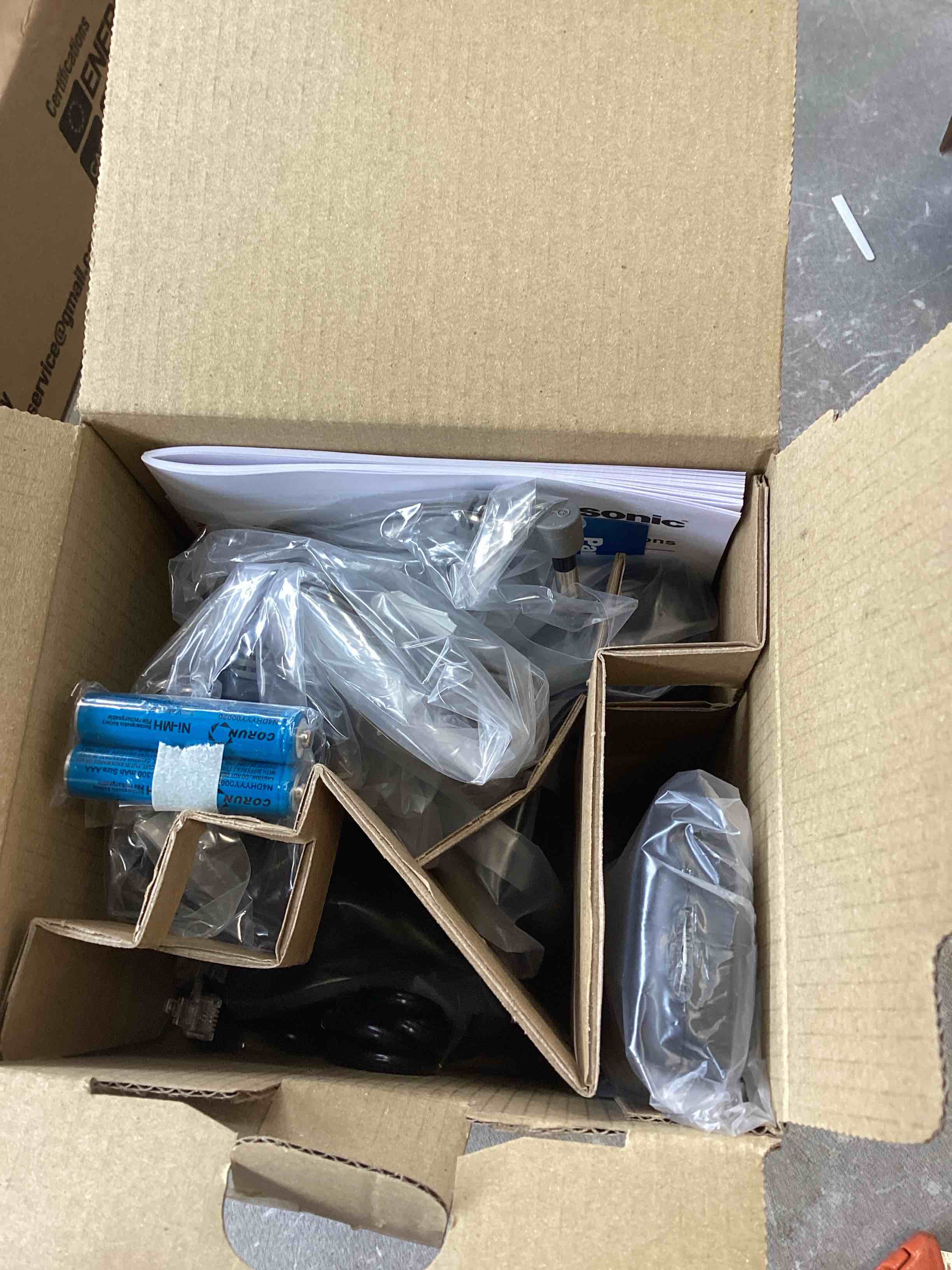 https://s3.amazonaws.com/lotting-images-prod/bidfta/PNK3556090_1750085145708.jpeg