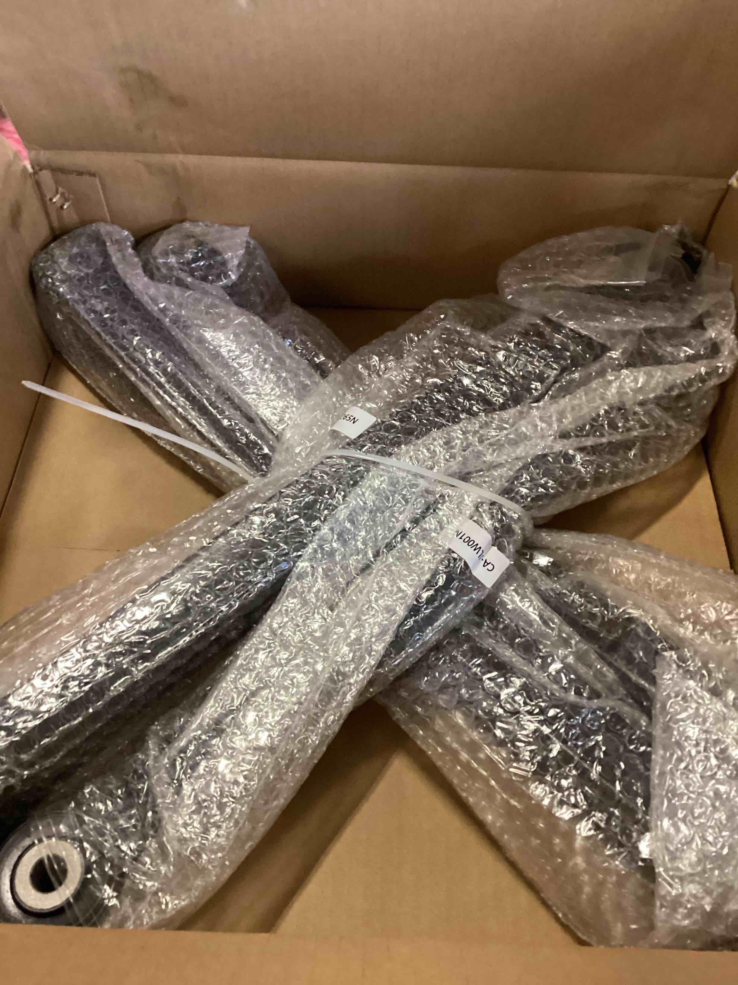 https://s3.amazonaws.com/lotting-images-prod/bidfta/PNK3557873_1751036475486.jpeg