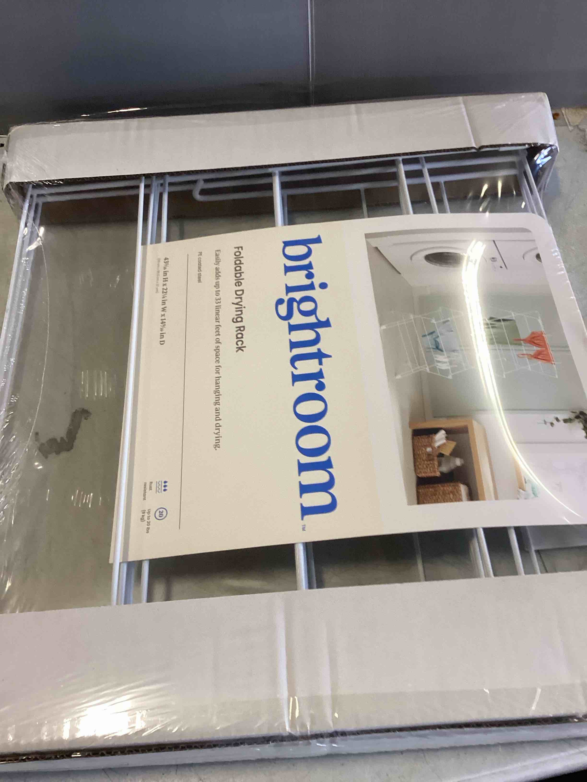 https://s3.amazonaws.com/lotting-images-prod/bidfta/PNK3557903_1751042665805.jpeg