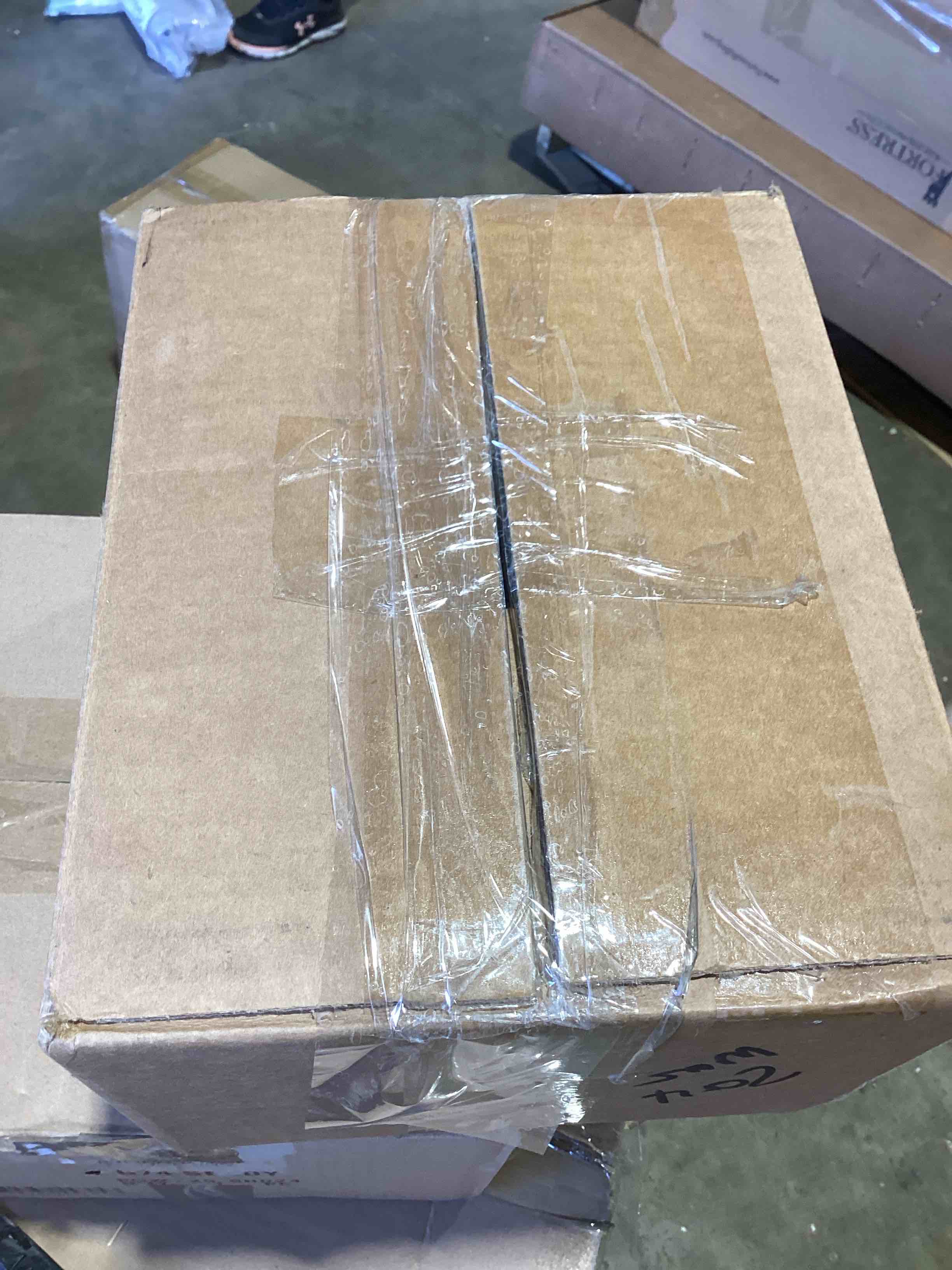 https://s3.amazonaws.com/lotting-images-prod/bidfta/PNK3562281_1774378696804.jpeg