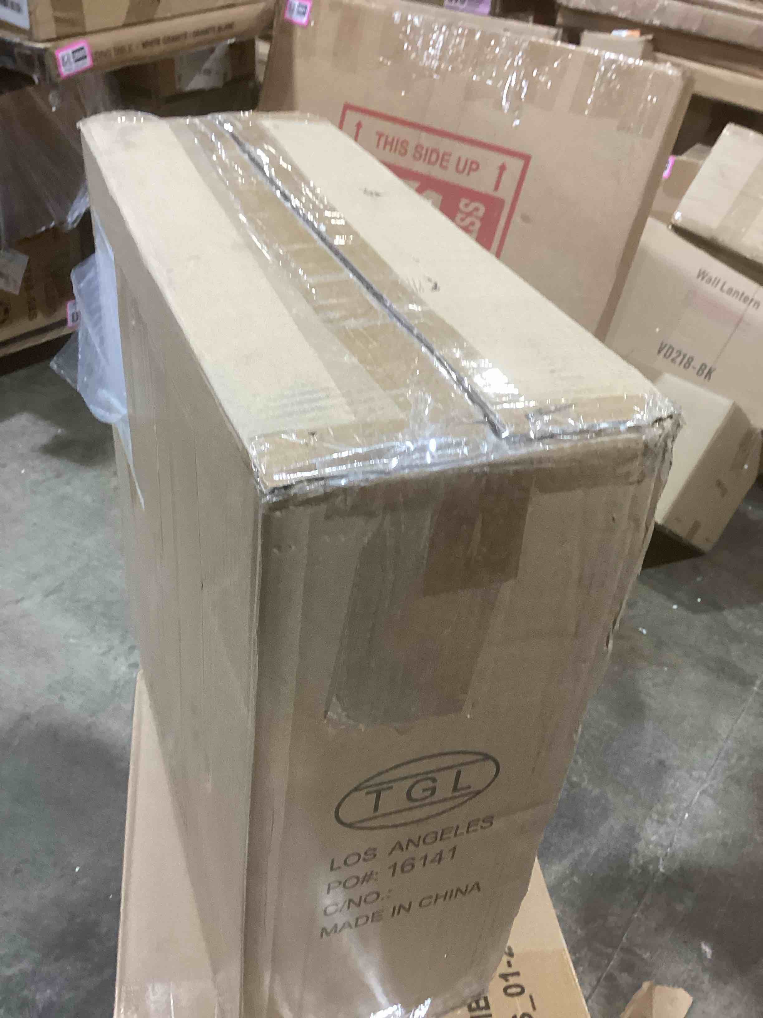 Condition photo showing New/Like New for 1lt pendant-17" double rod-wh