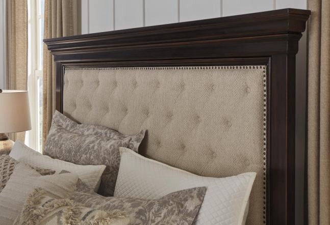 D794 - 157 Brynhurst Queen Upholstered Panel Headboard.