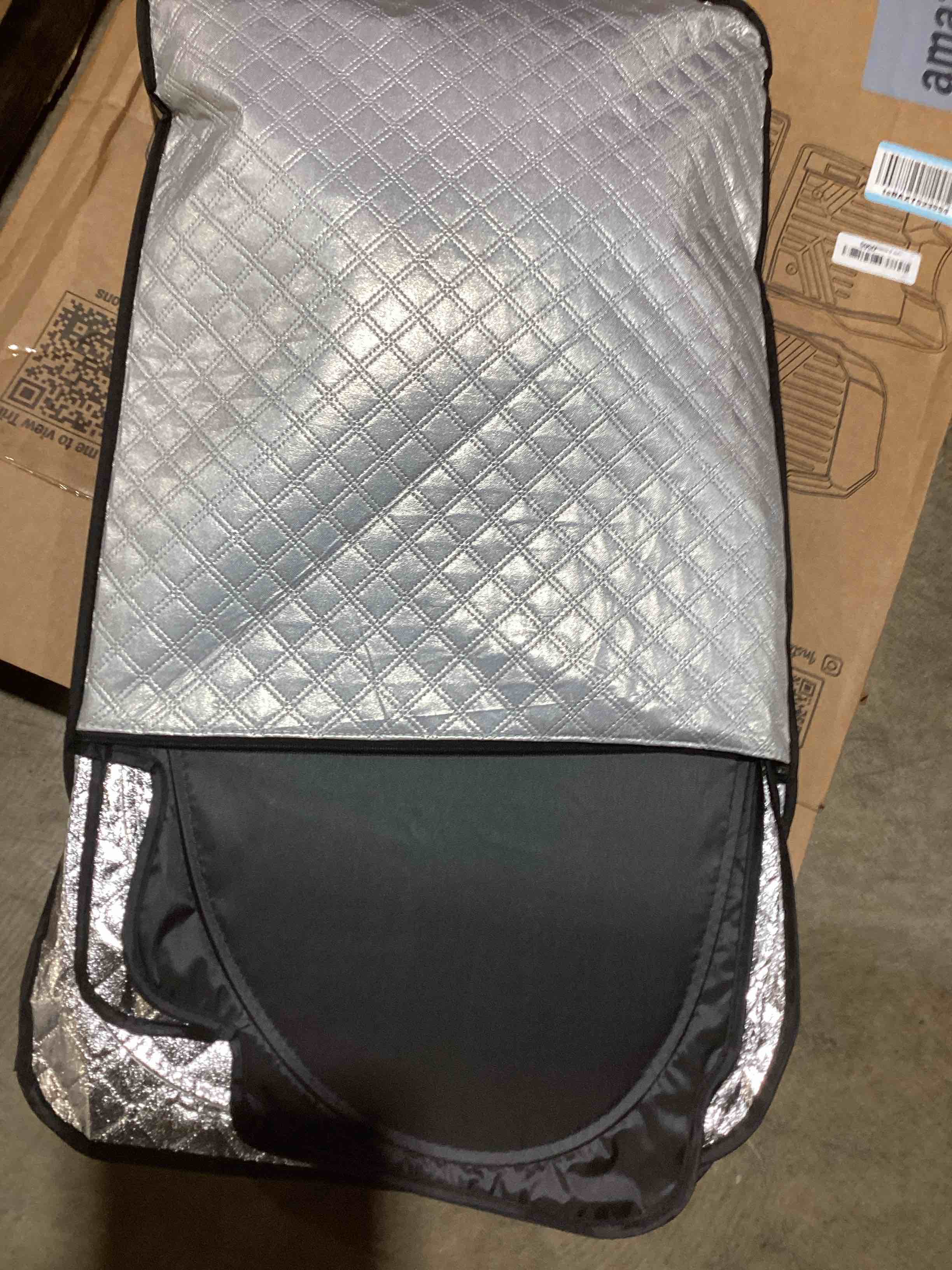 Condition photo showing Good Condition for elgrand e51 sunshade for car use, curtain, blackout sunshade, sleeping in the car, outdoors, camping, uv protection, air conditioner