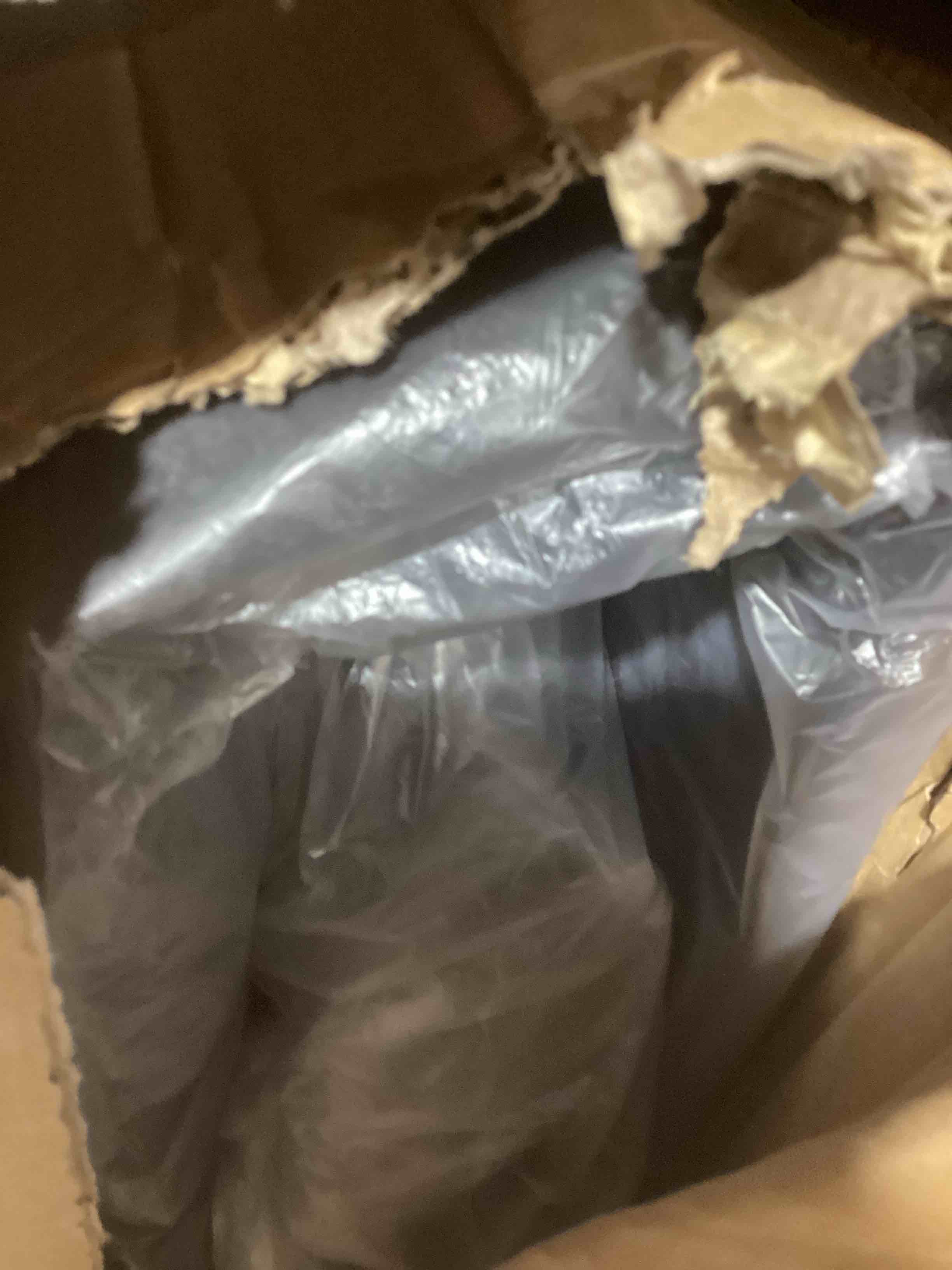 Condition photo showing New/Like New for floor mats for 2020-2026 chevy silverado/gmc sierra 1500/2500hd/3500hd crew cab & 2019 1500 crew cab without rear underseat storage box, front bench seat crew cab mats for silverado 1500/2500hd/3500hd