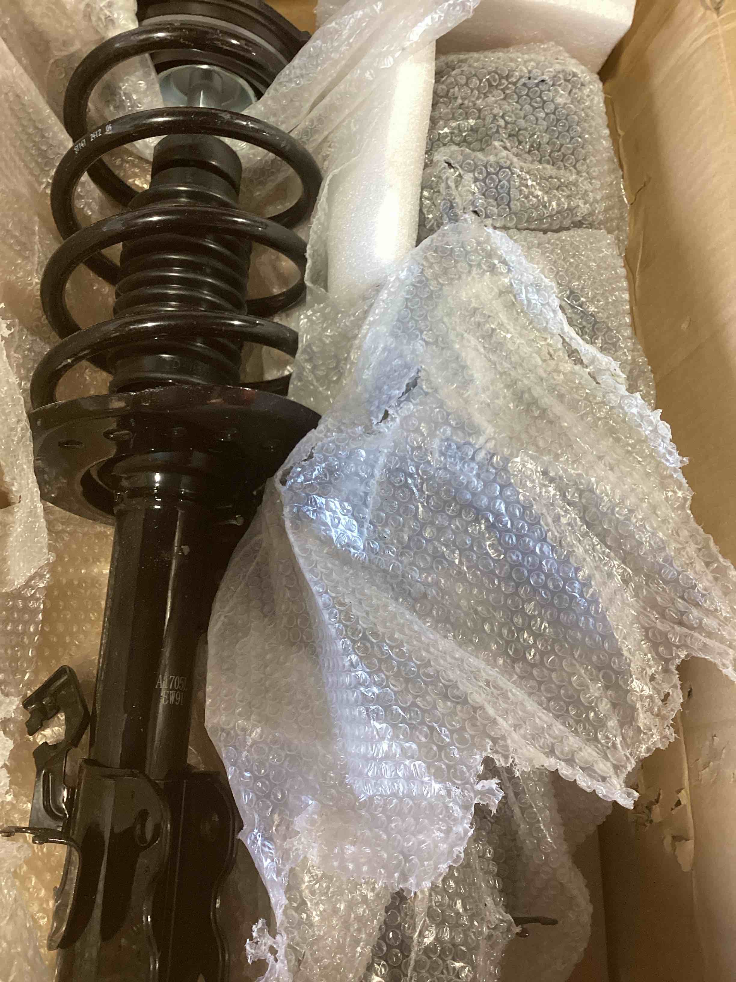 Condition photo showing Good Condition for front complete strut shock absorber compatible with nissan sentra 2013, struts with coil spring 272948 272947 (set of 2) front left and right 2013 sentra