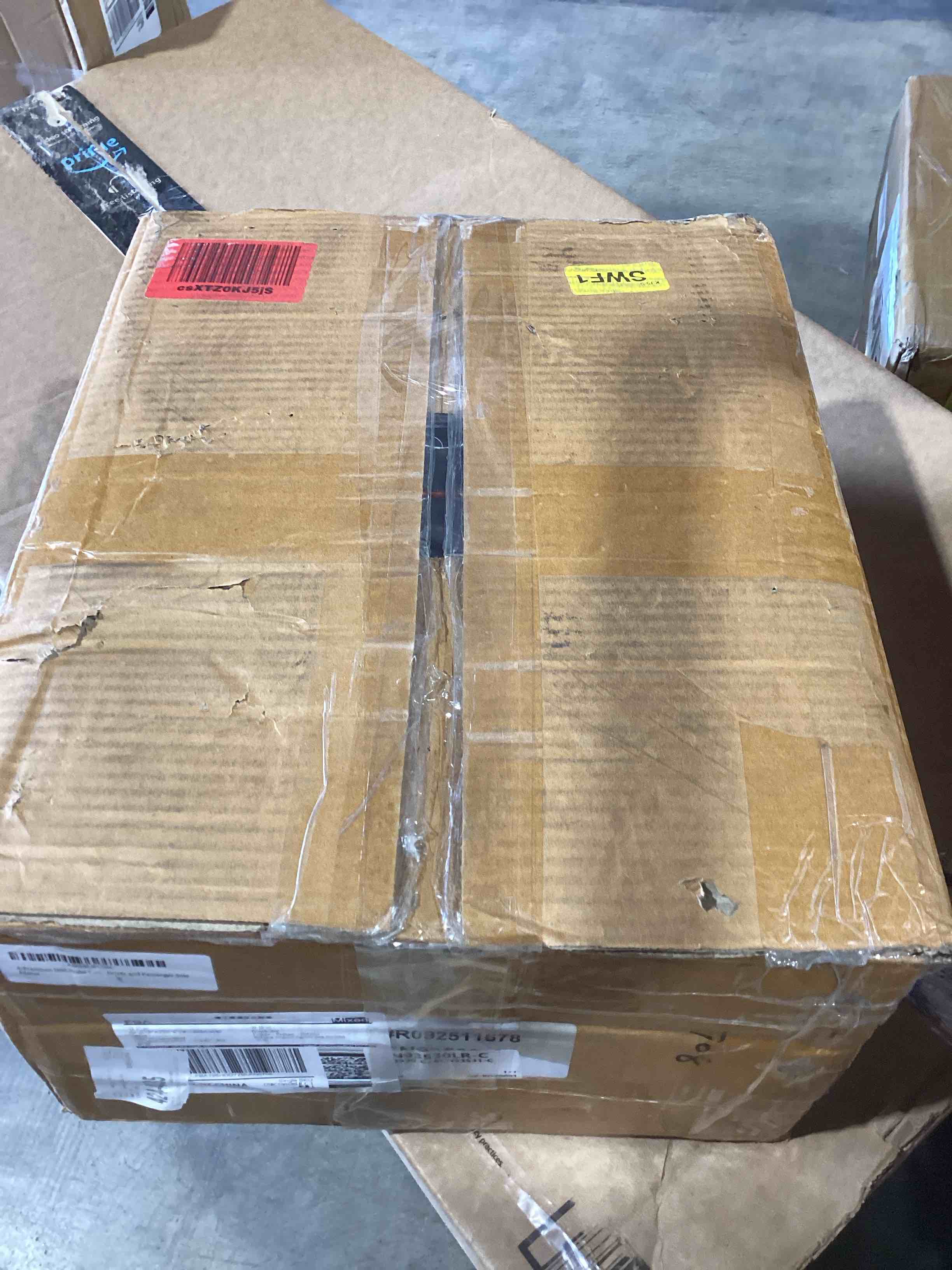 https://s3.amazonaws.com/lotting-images-prod/bidfta/PNK3562843_1775749274975.jpeg
