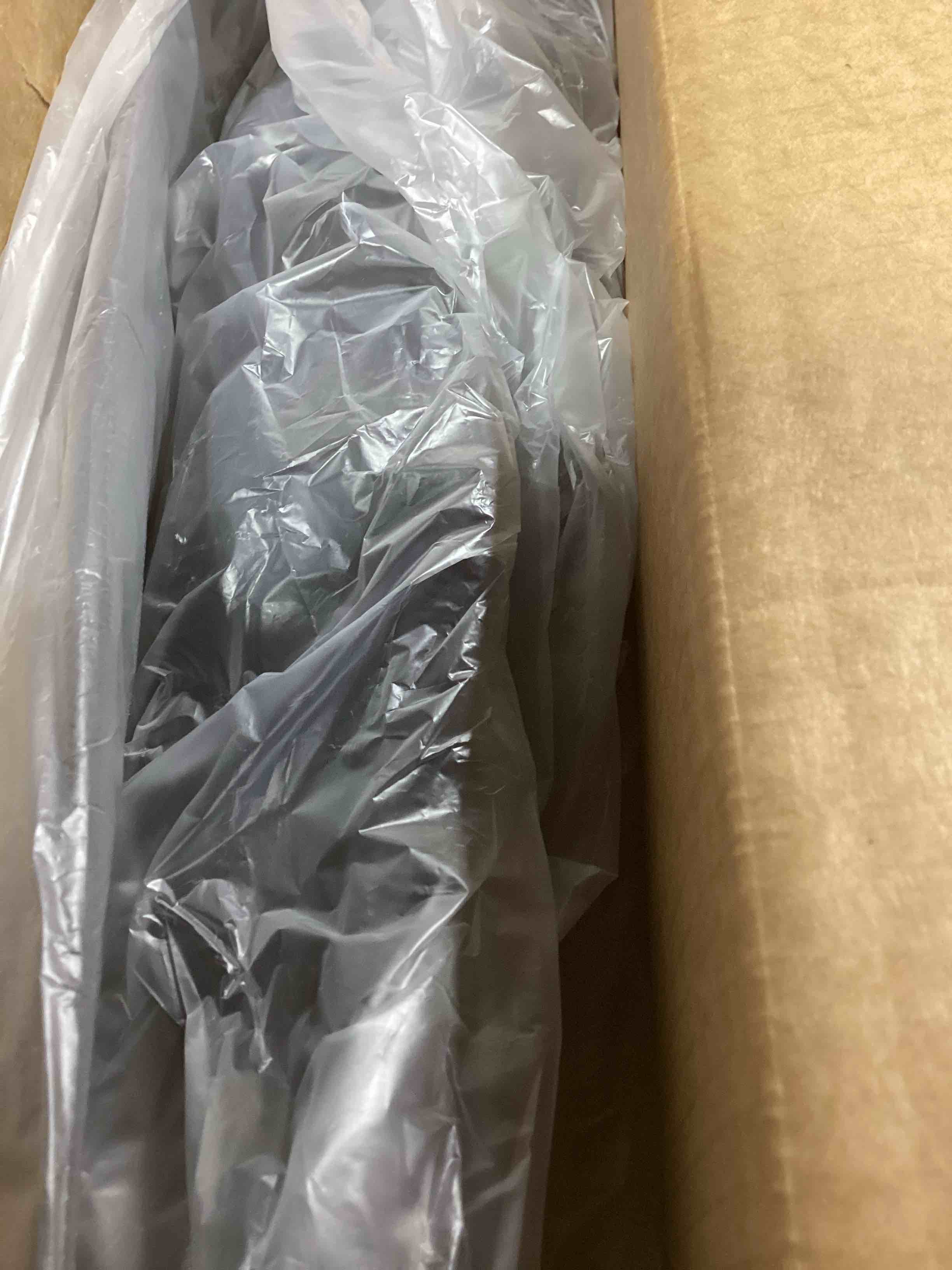 Condition photo showing New/Like New for creekt floor mats for ...mc sierra accessories new