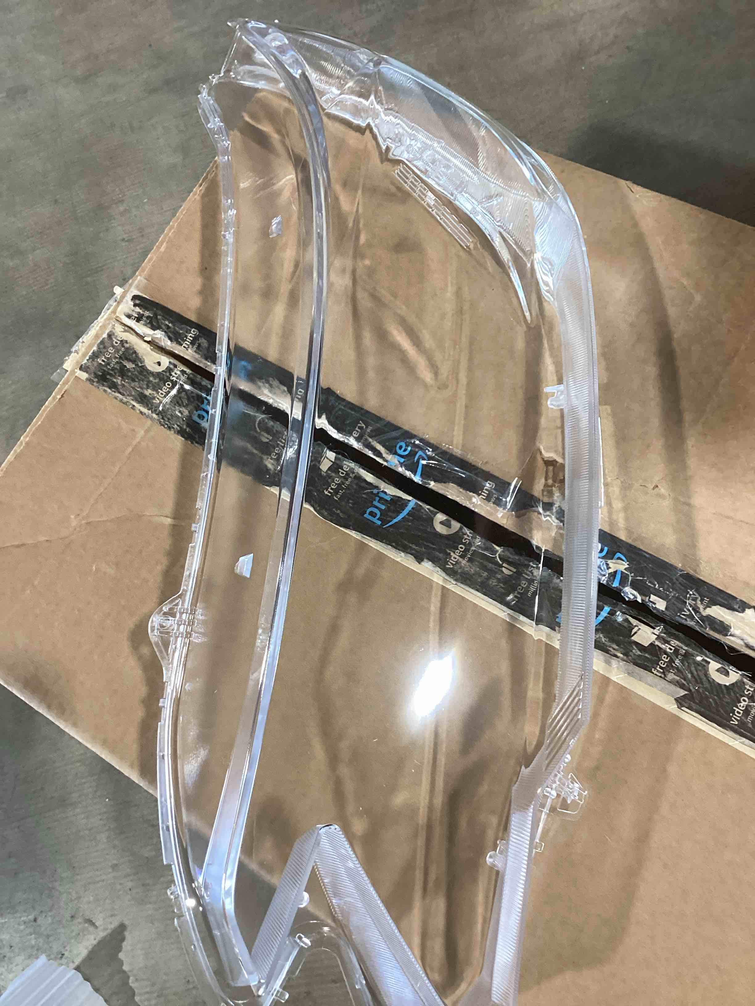 Condition photo showing Good Condition for car headlight lens cover for toyota camry (us version) 2015 2016 2017, car headlight cover replacement headlight shell transparent lampshade lens accessories,a  1 piece 