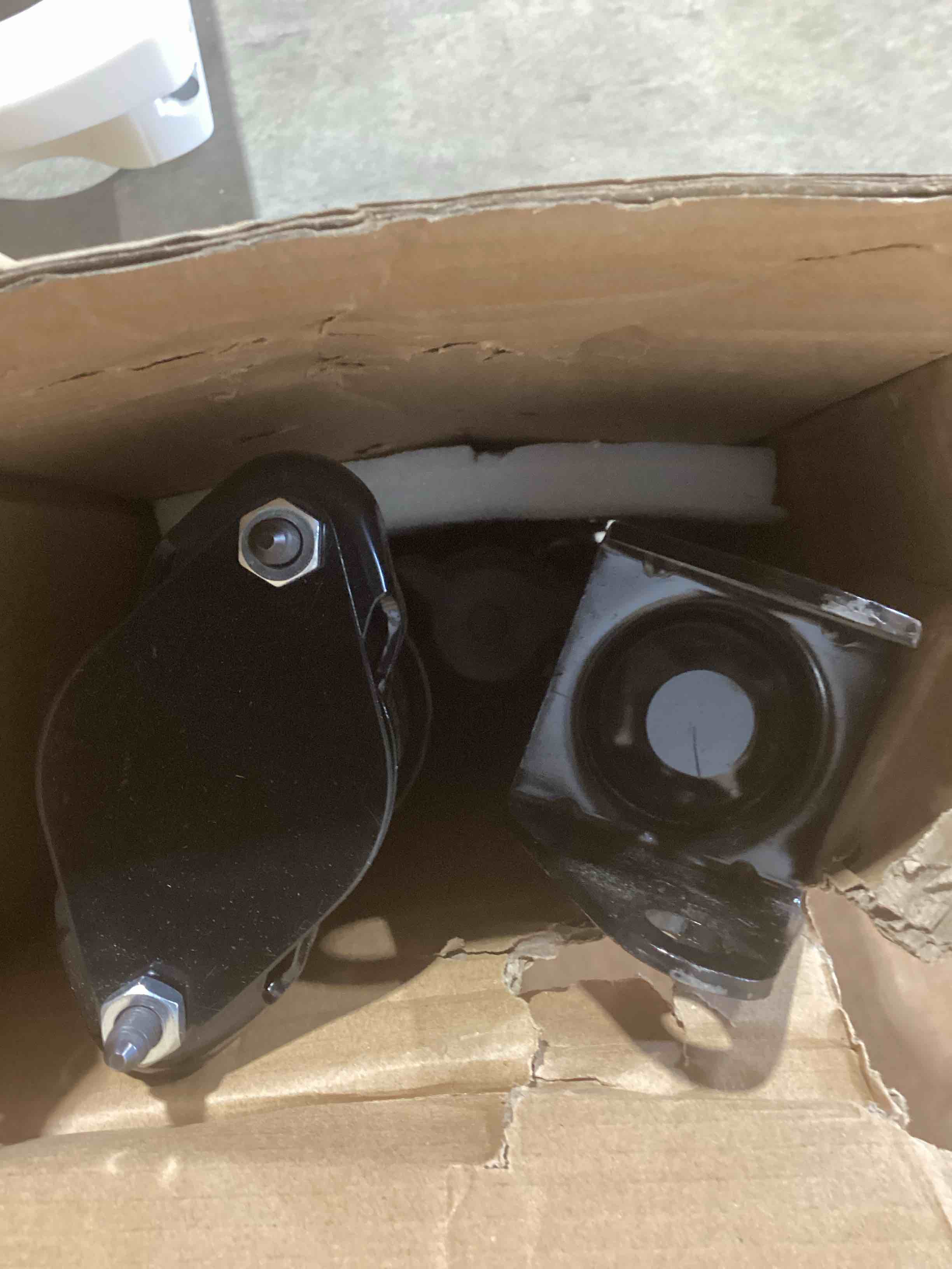 Condition photo showing Good Condition for pair for mercedes benz w166 ml350 1663200030 rear air suspension shock absorber