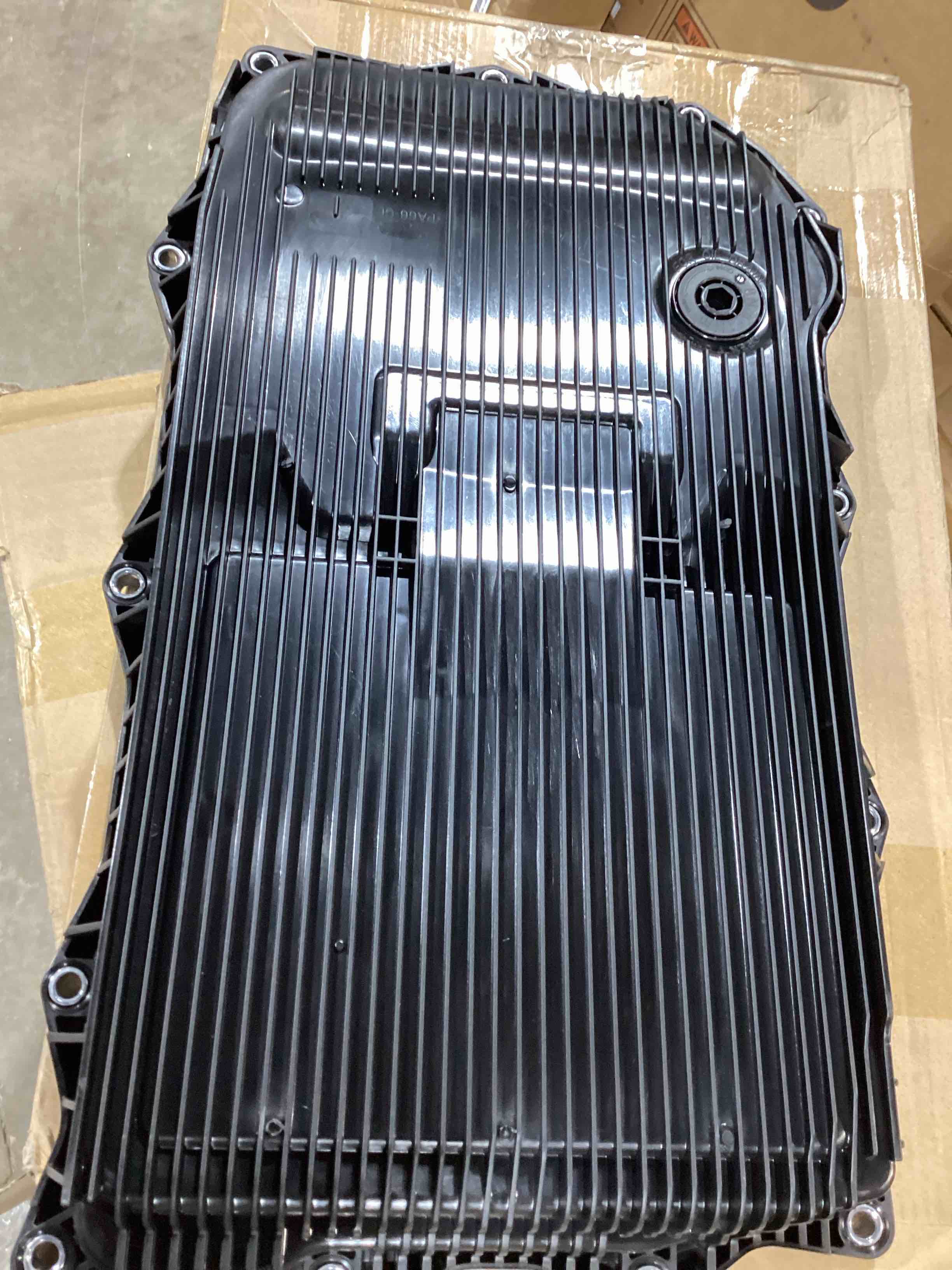Condition photo showing New/Like New for 2012-2018 bmw 328 x1 x3 f30 - at automatic transmission oil pan - 0501218048