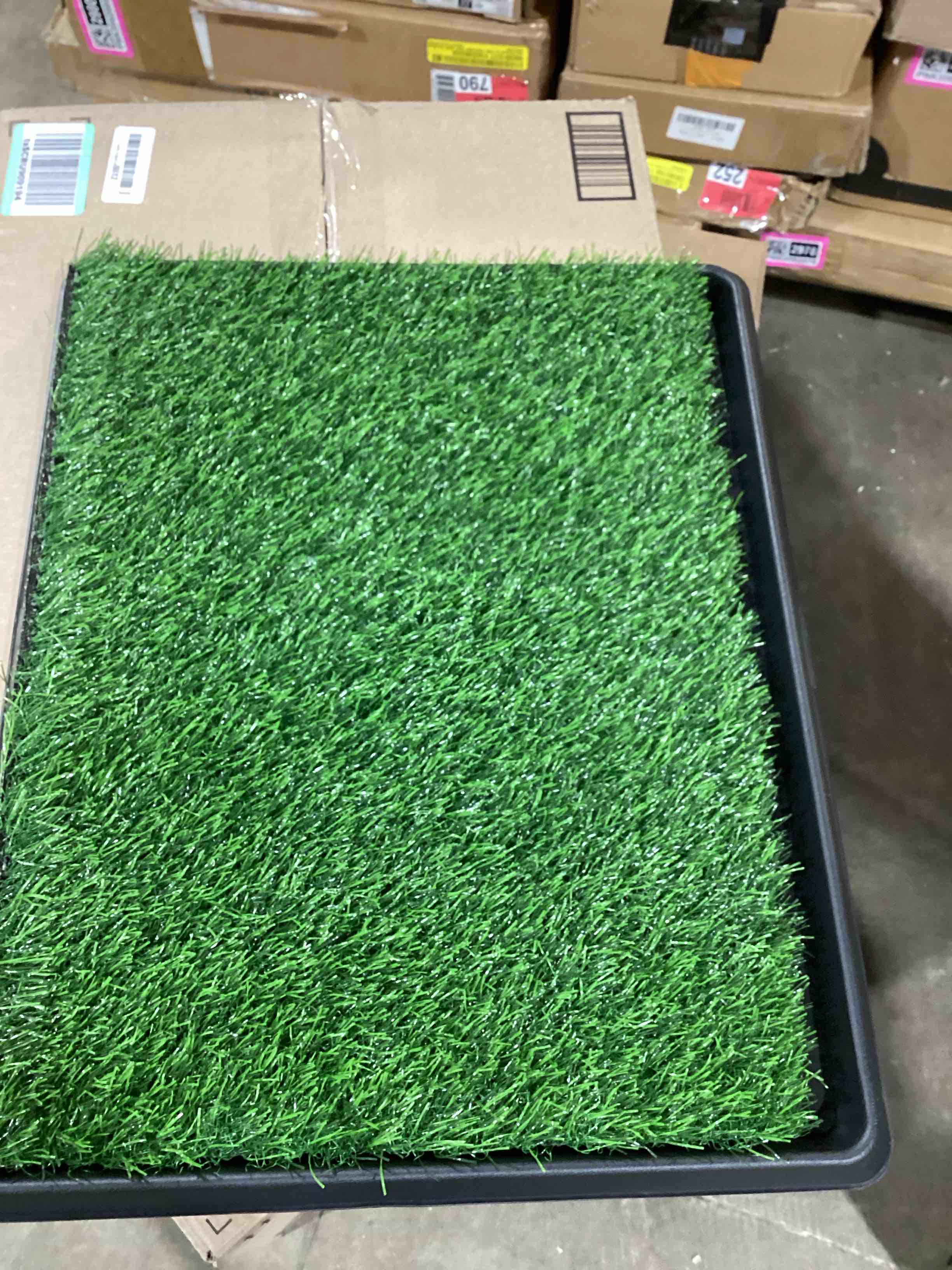 Condition photo showing Good Condition for yippy indoor puppy potty trainer artificial grass bathroom mat 16 x 20