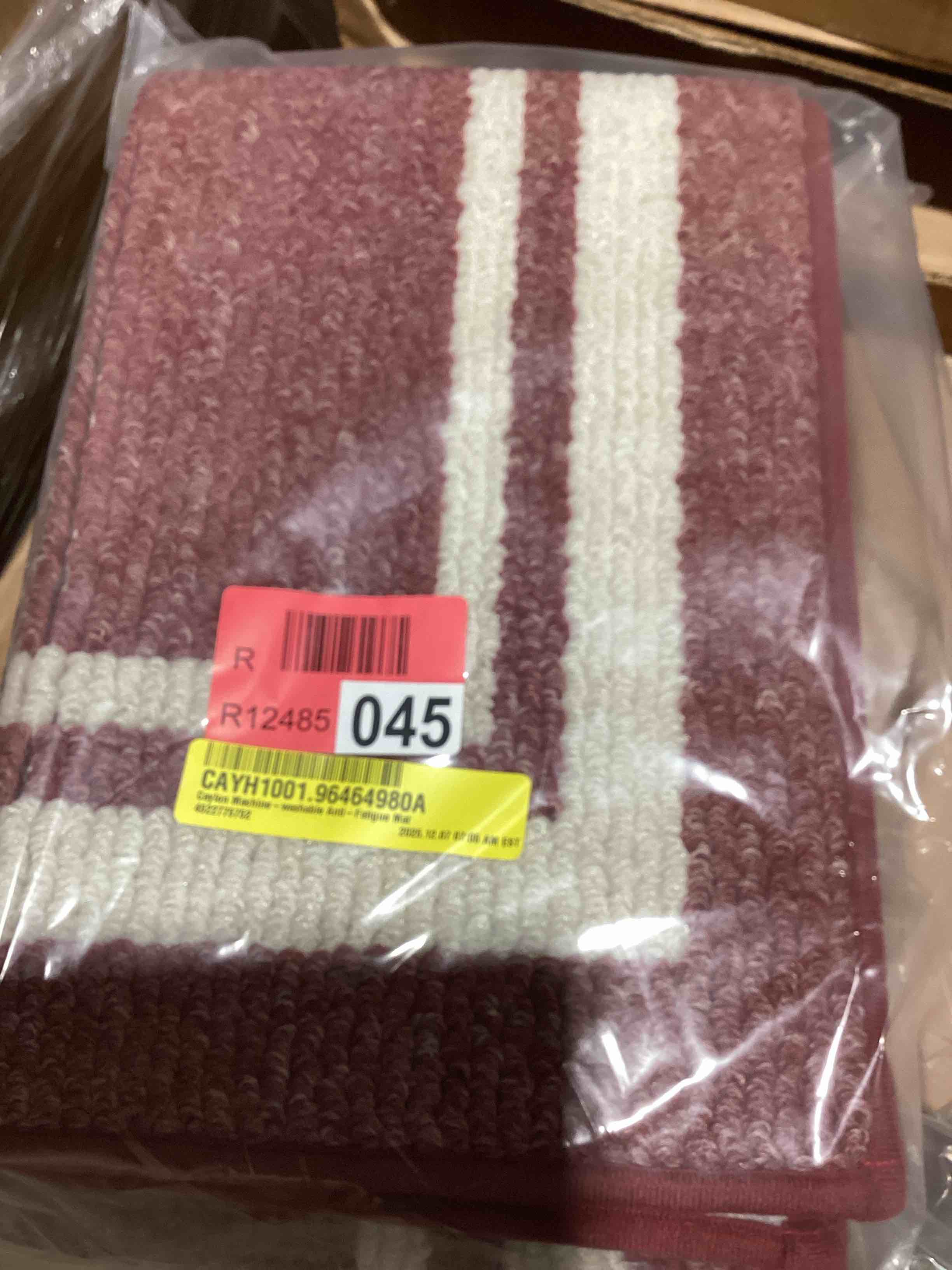 Condition photo showing New/Like New for caylon kitchen mat with non-slip backing, 2-piece kitchen rugs super absorbent & machine washable - dirt-resistant mat for kitchen, laundry room, entryway