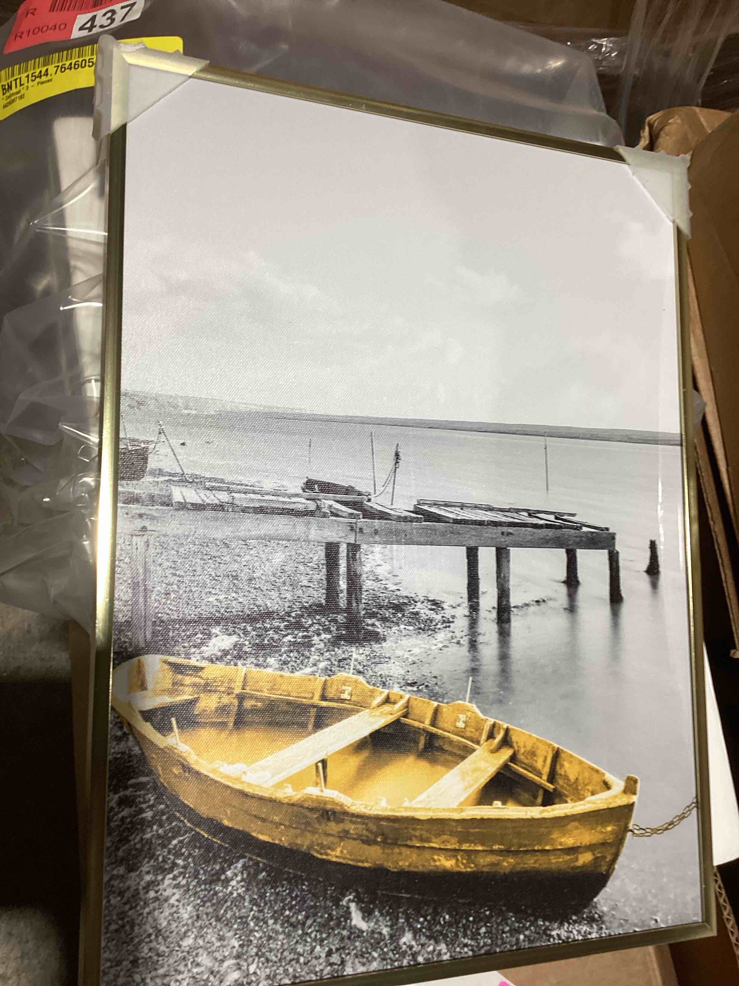 Condition photo showing New/Like New for " contrast " 3 - pieces 