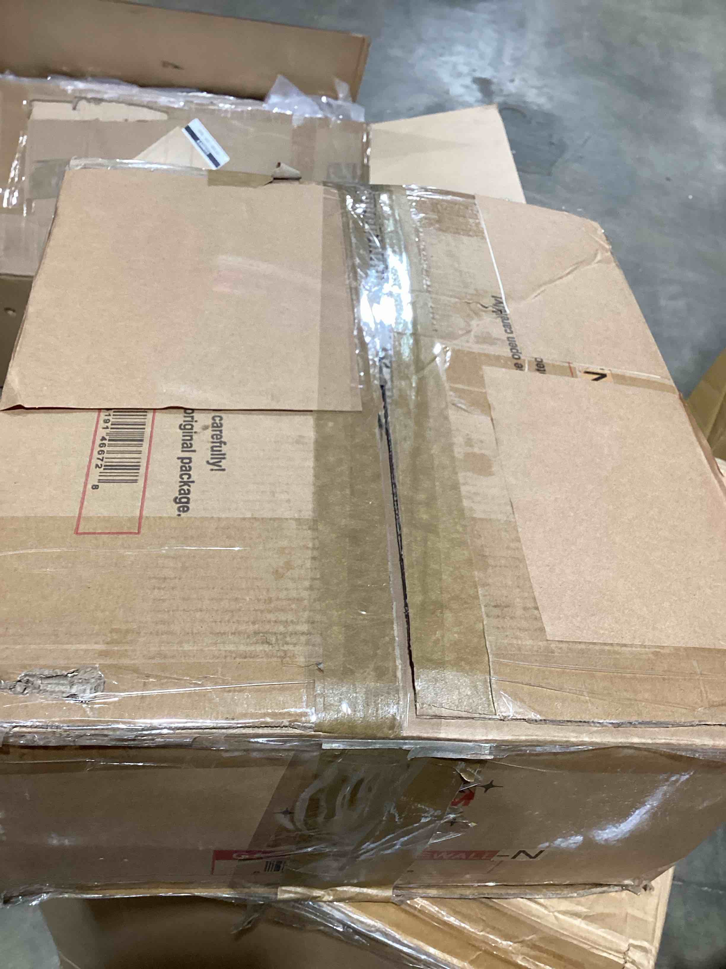 https://s3.amazonaws.com/lotting-images-prod/bidfta/PNK3563288_1776705353965.jpeg