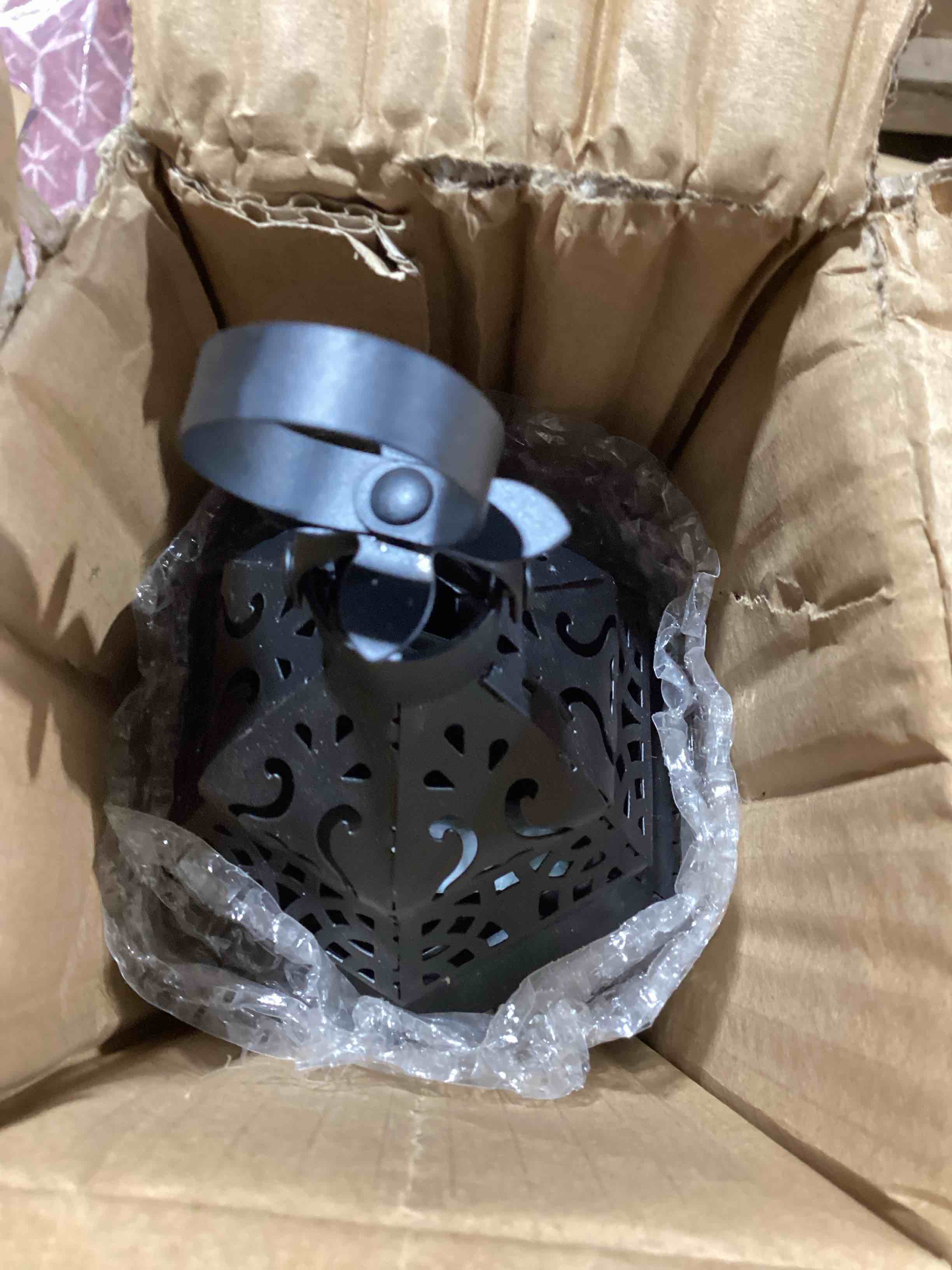 Condition photo showing New/Like New for green glass moroccan lantern