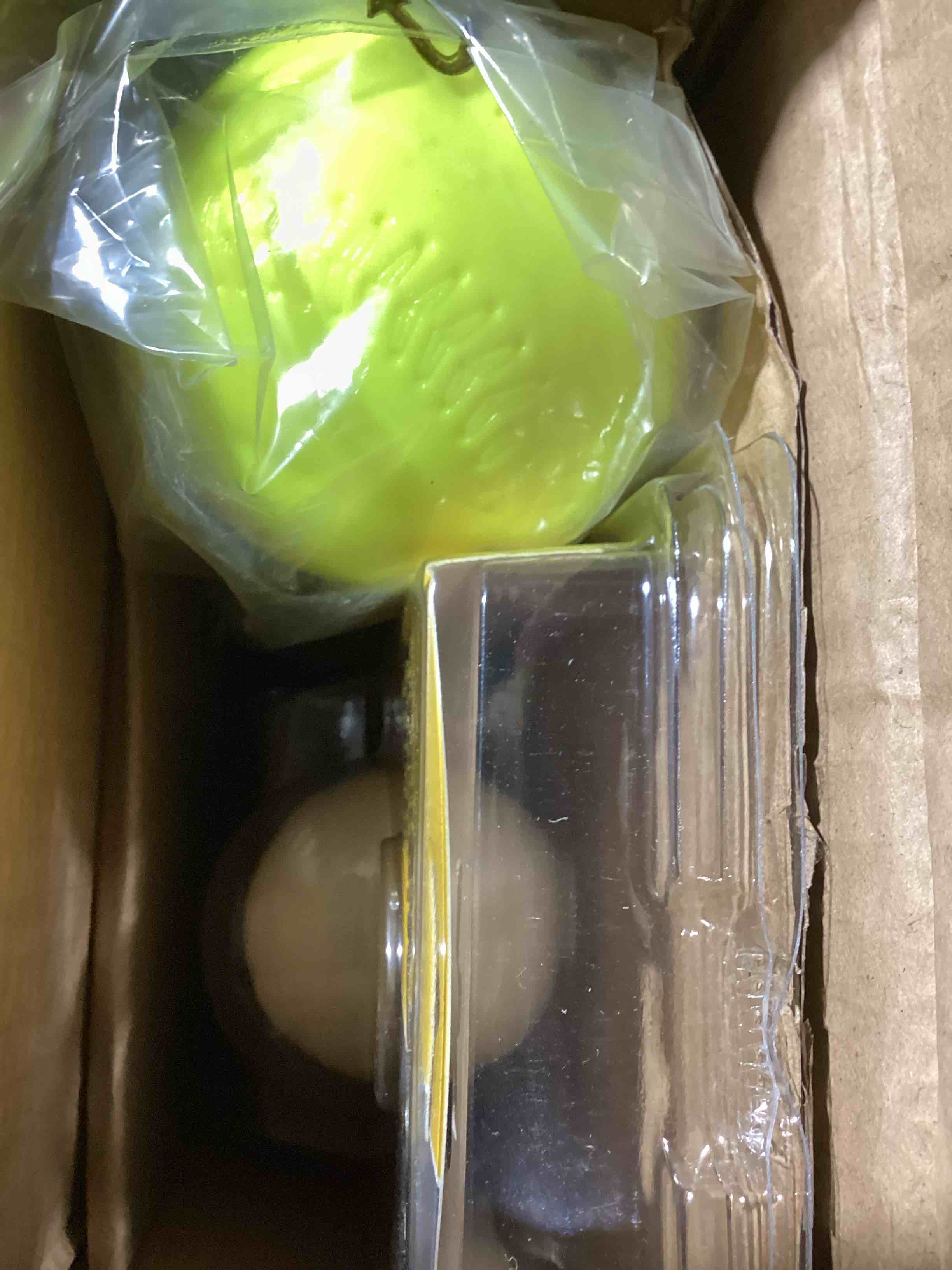 Condition photo showing New/Like New for easton training stick 2 ea