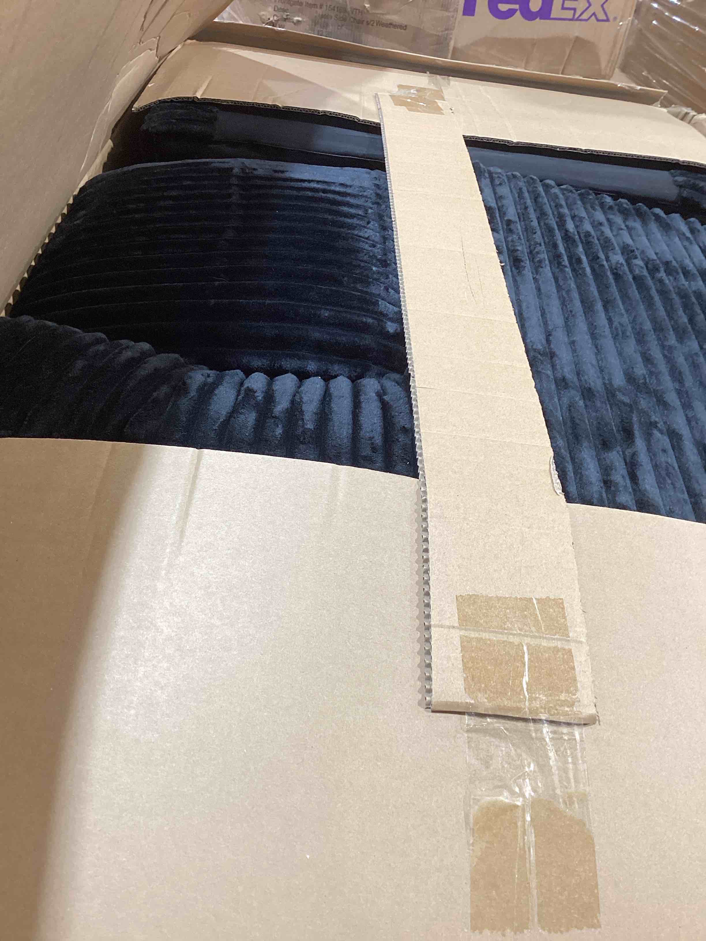 Condition photo showing New/Like New for 135.4" cloud modular sectional couch with 1 ottoman, modern minimalist upholstered couche, comfort u shaped sofa for living room, deep seat corner couch?no assembly required (black,l eft facing chaise)