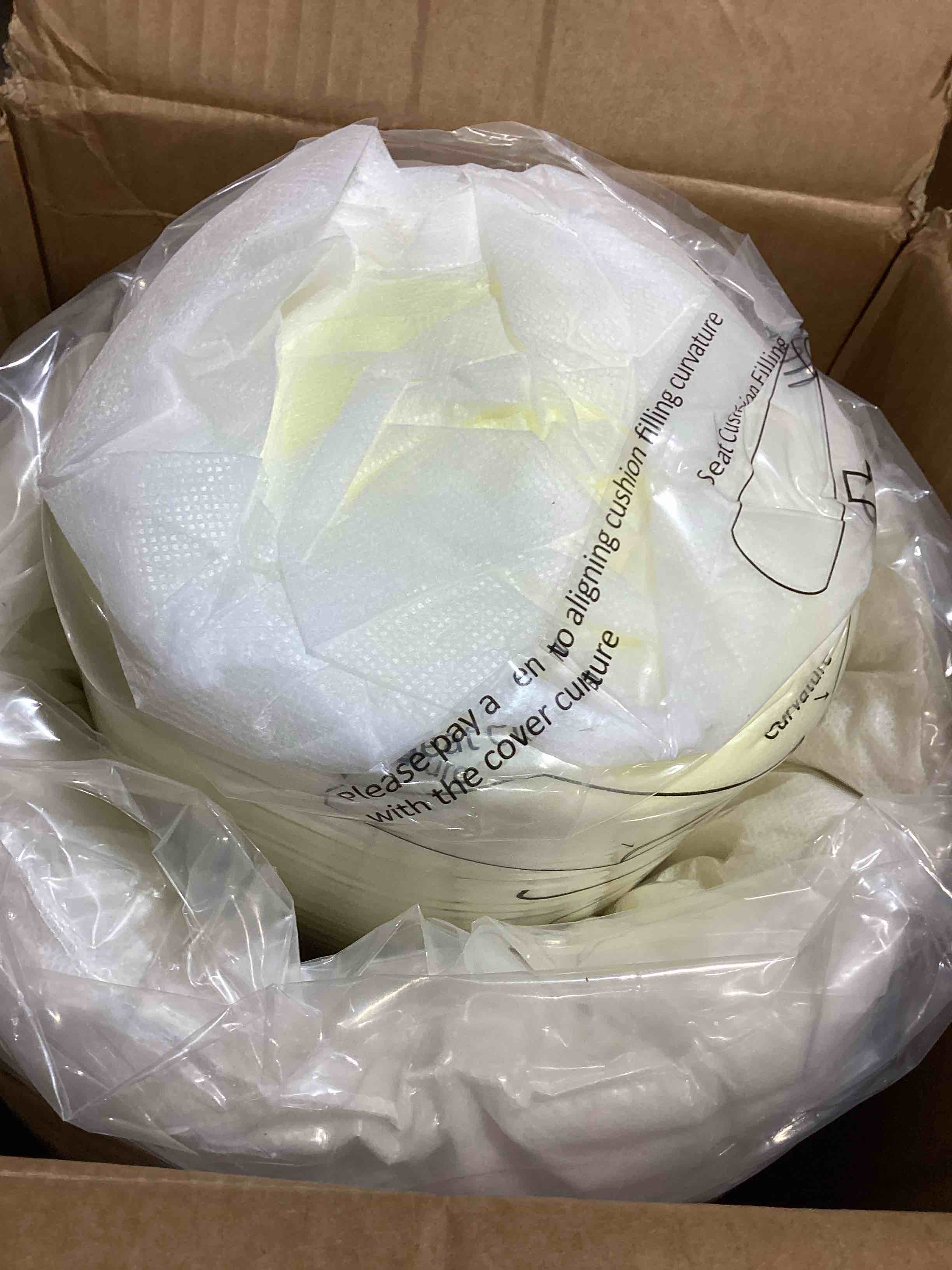 Condition photo showing New/Like New for cushion color or pattern: blue 24 x 24 set of 2 without cover