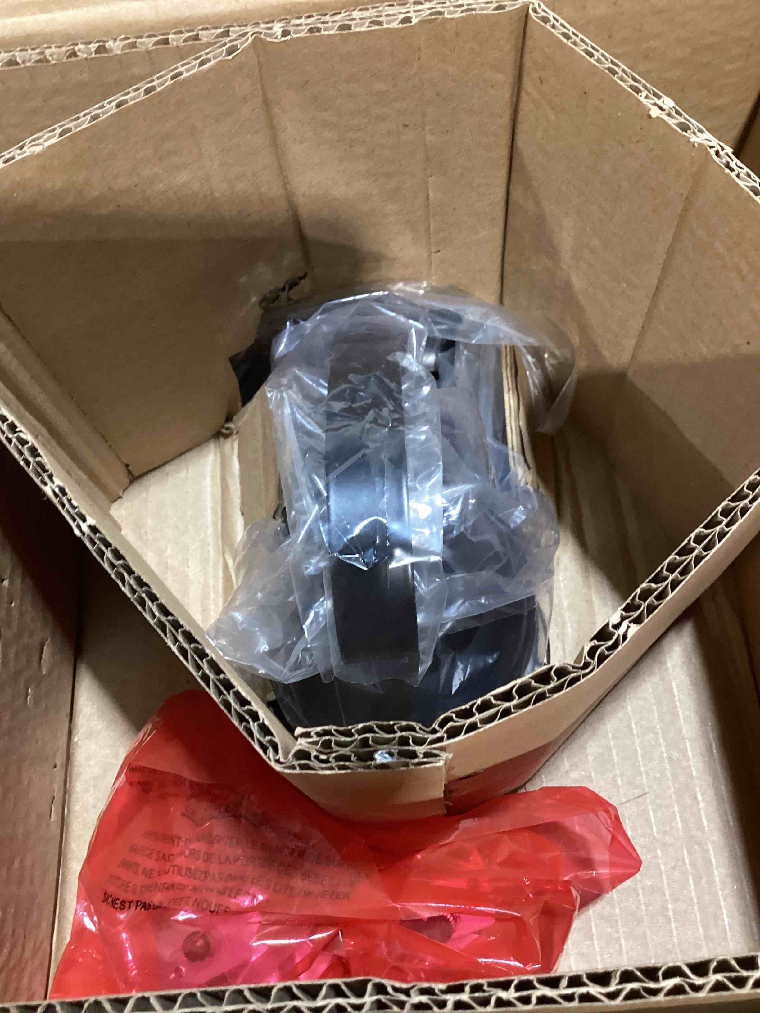 Condition photo showing New/Like New for quoizel lighting - one light outdoor wall lantern - outdoor lantern - newbury -