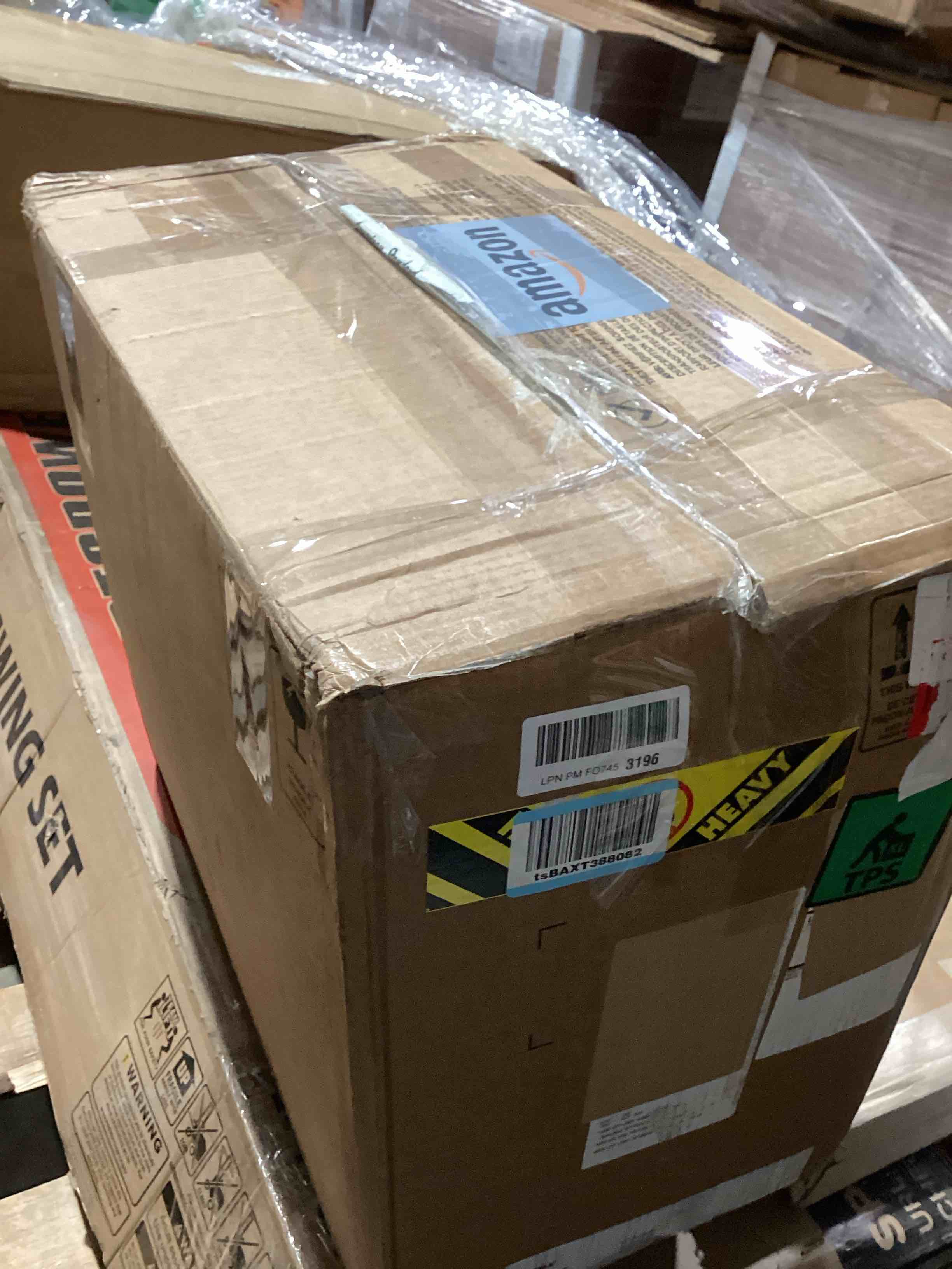 https://s3.amazonaws.com/lotting-images-prod/bidfta/PNK3563666_1777490371196.jpeg