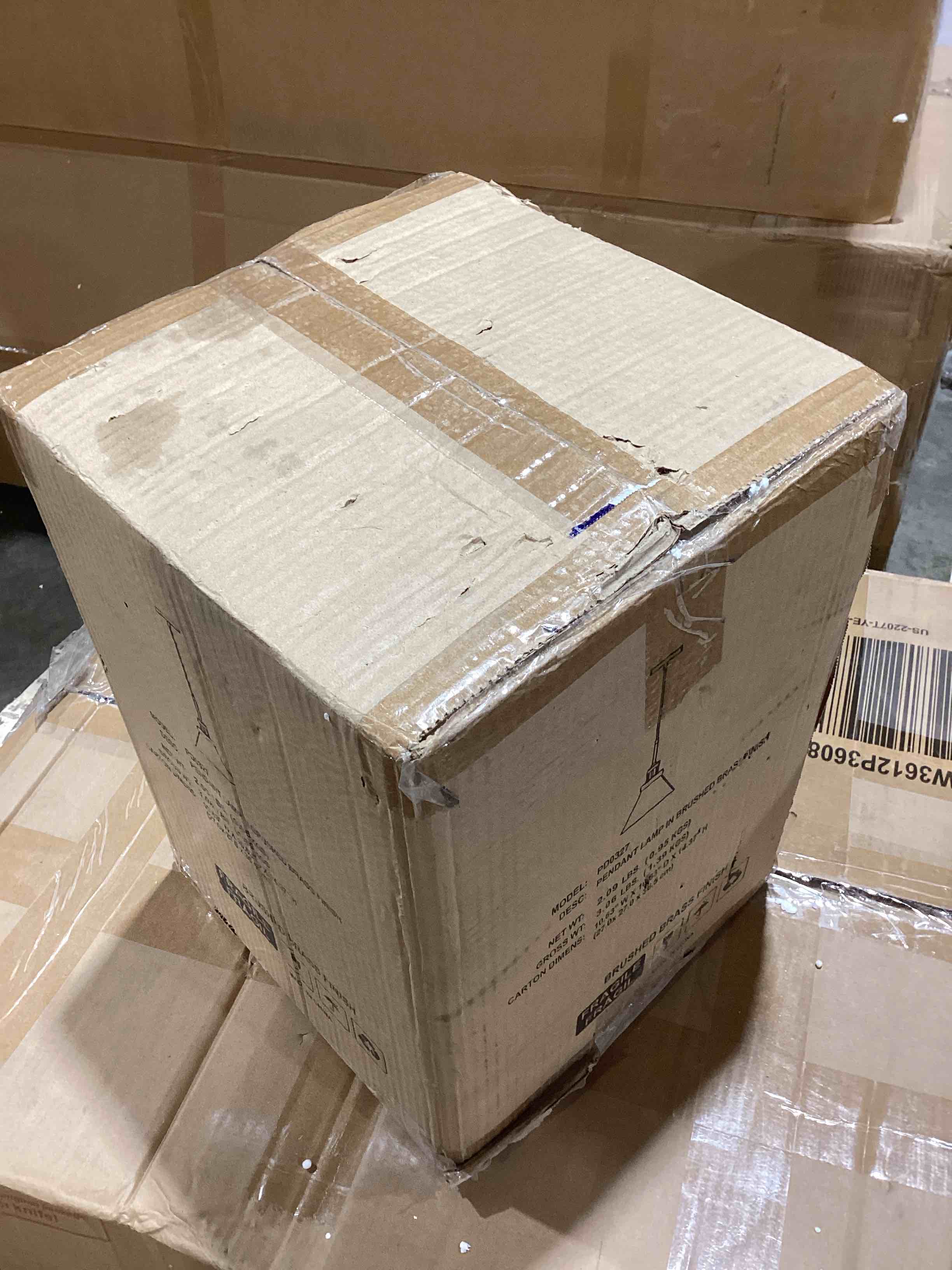 https://s3.amazonaws.com/lotting-images-prod/bidfta/PNK3563725_1777584717748.jpeg