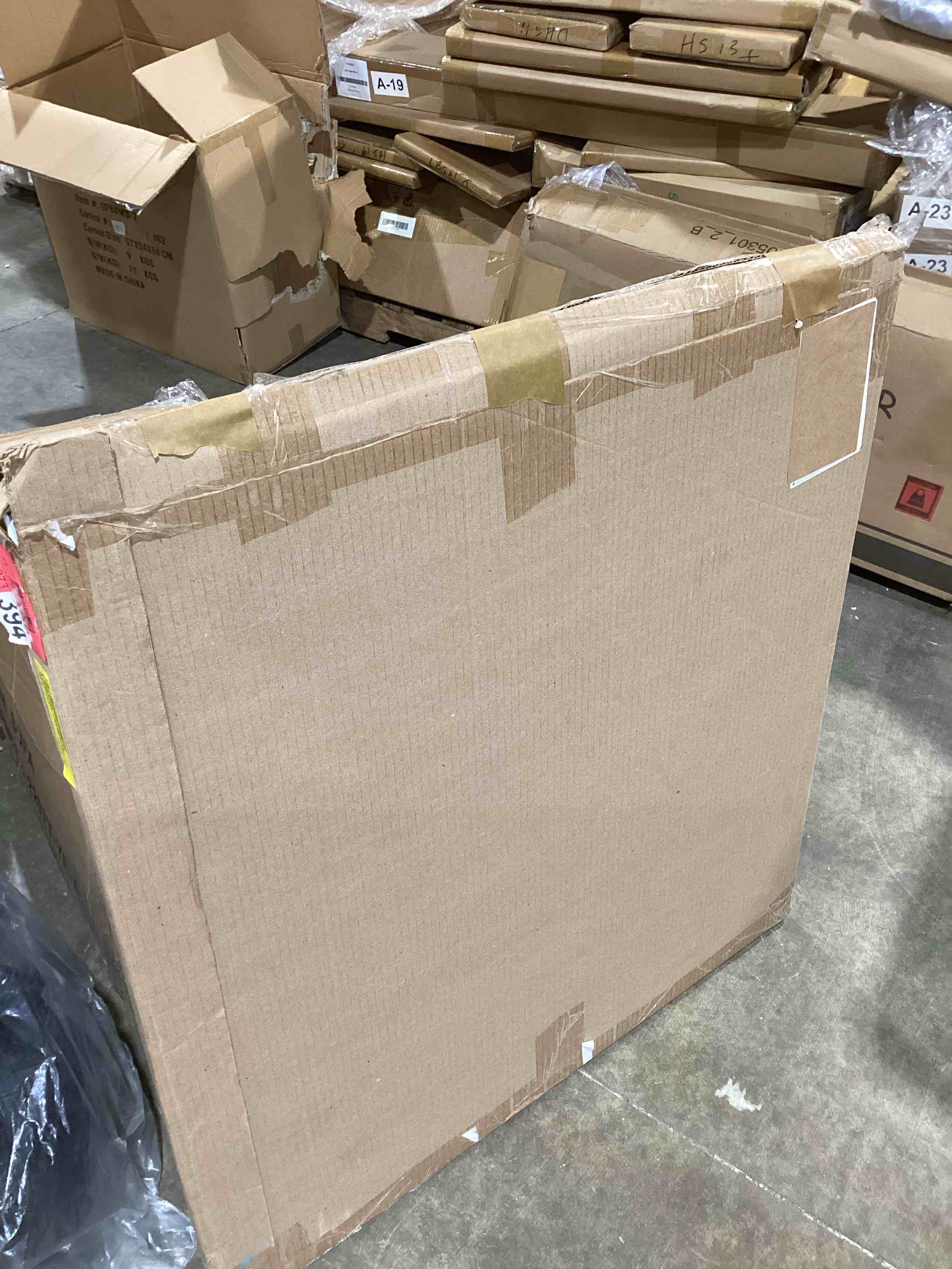 https://s3.amazonaws.com/lotting-images-prod/bidfta/PNK3563735_1777646842669.jpeg