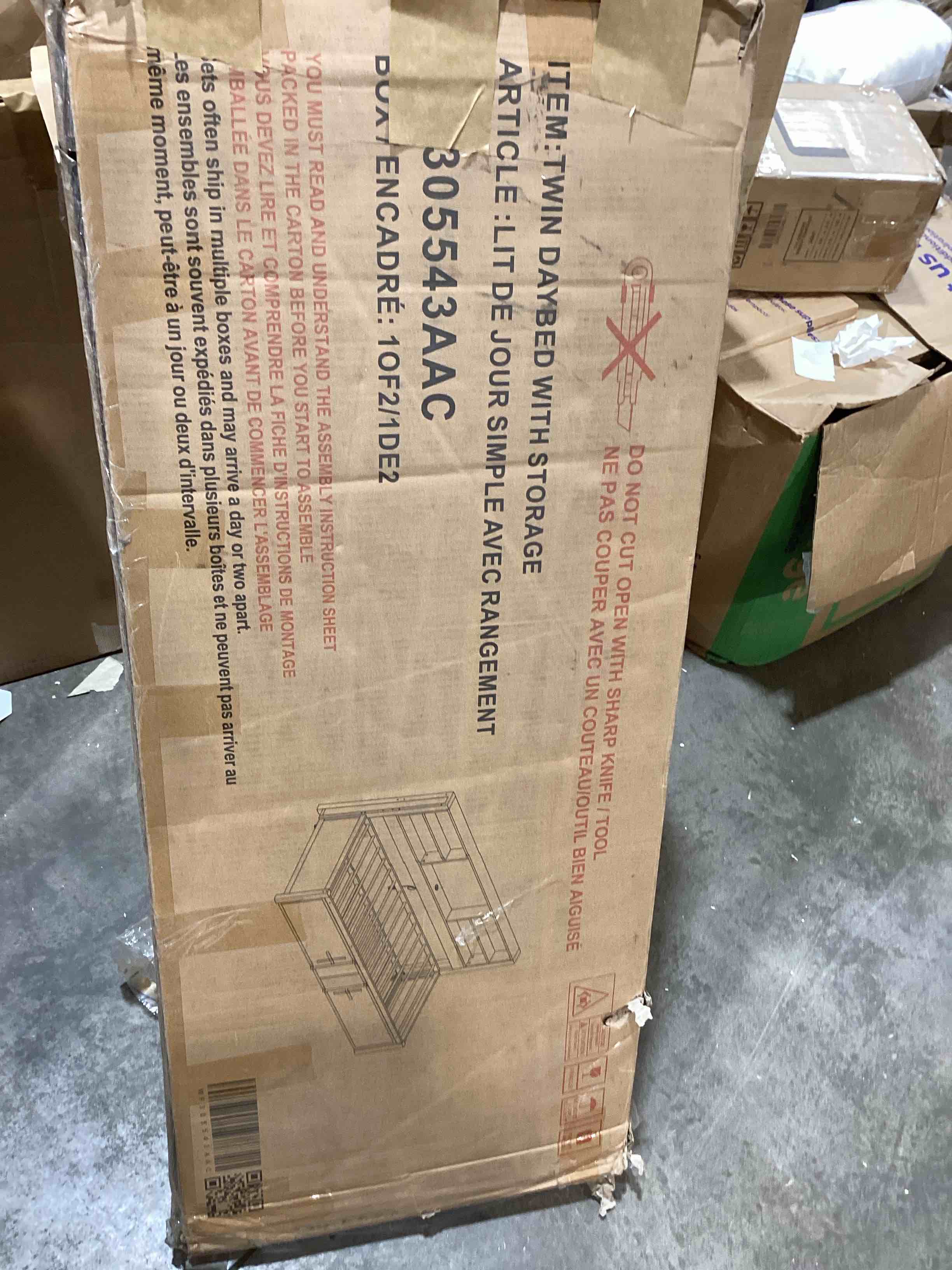 https://s3.amazonaws.com/lotting-images-prod/bidfta/PNK3563747_1777659375154.jpeg