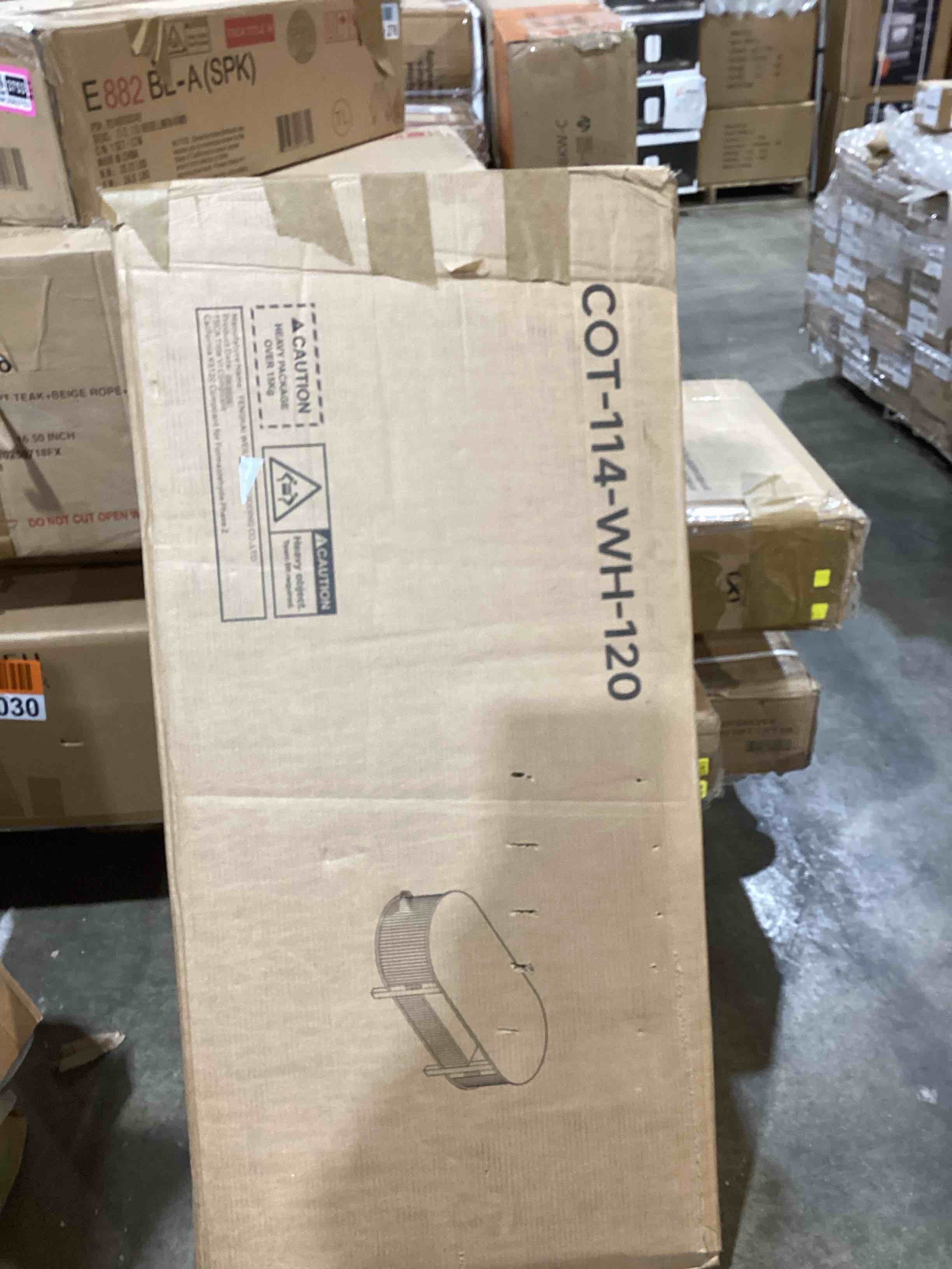 https://s3.amazonaws.com/lotting-images-prod/bidfta/PNK3563756_1777669449664.jpeg