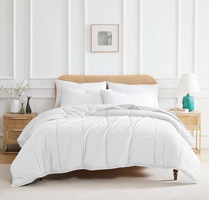 Southshore Fine Living, Inc. White Comforter King Size, Cozy Duvet Insert, King Size/, Pet Hair Resistant Bedding, Easy Care Oversized Down-Alternative Comforter/Bedspread, Bright White