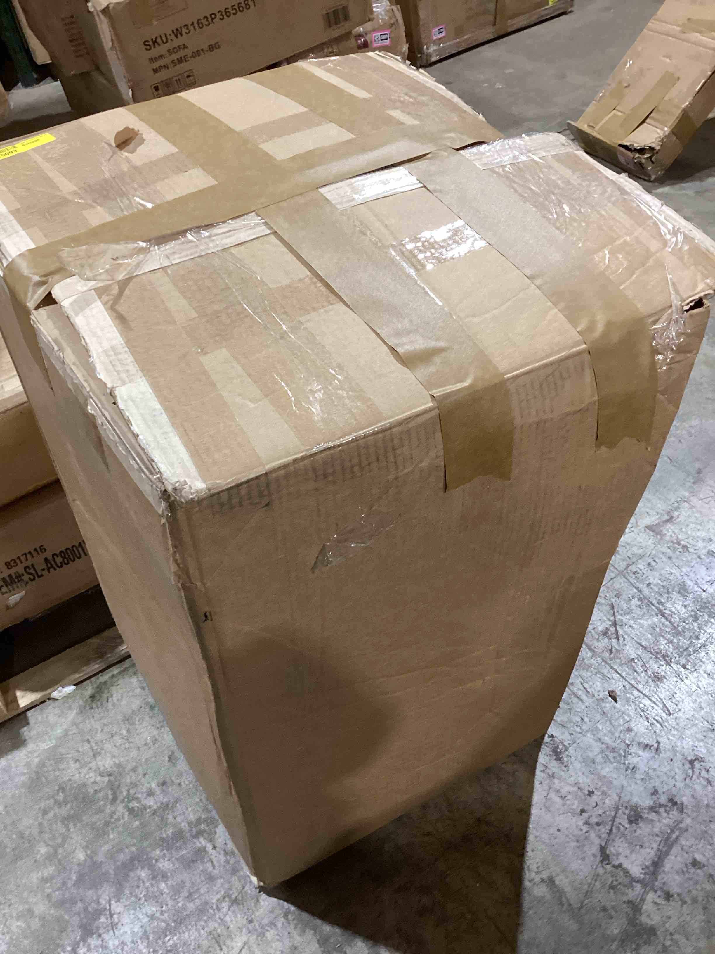 https://s3.amazonaws.com/lotting-images-prod/bidfta/PNK3563804_1777991043392.jpeg