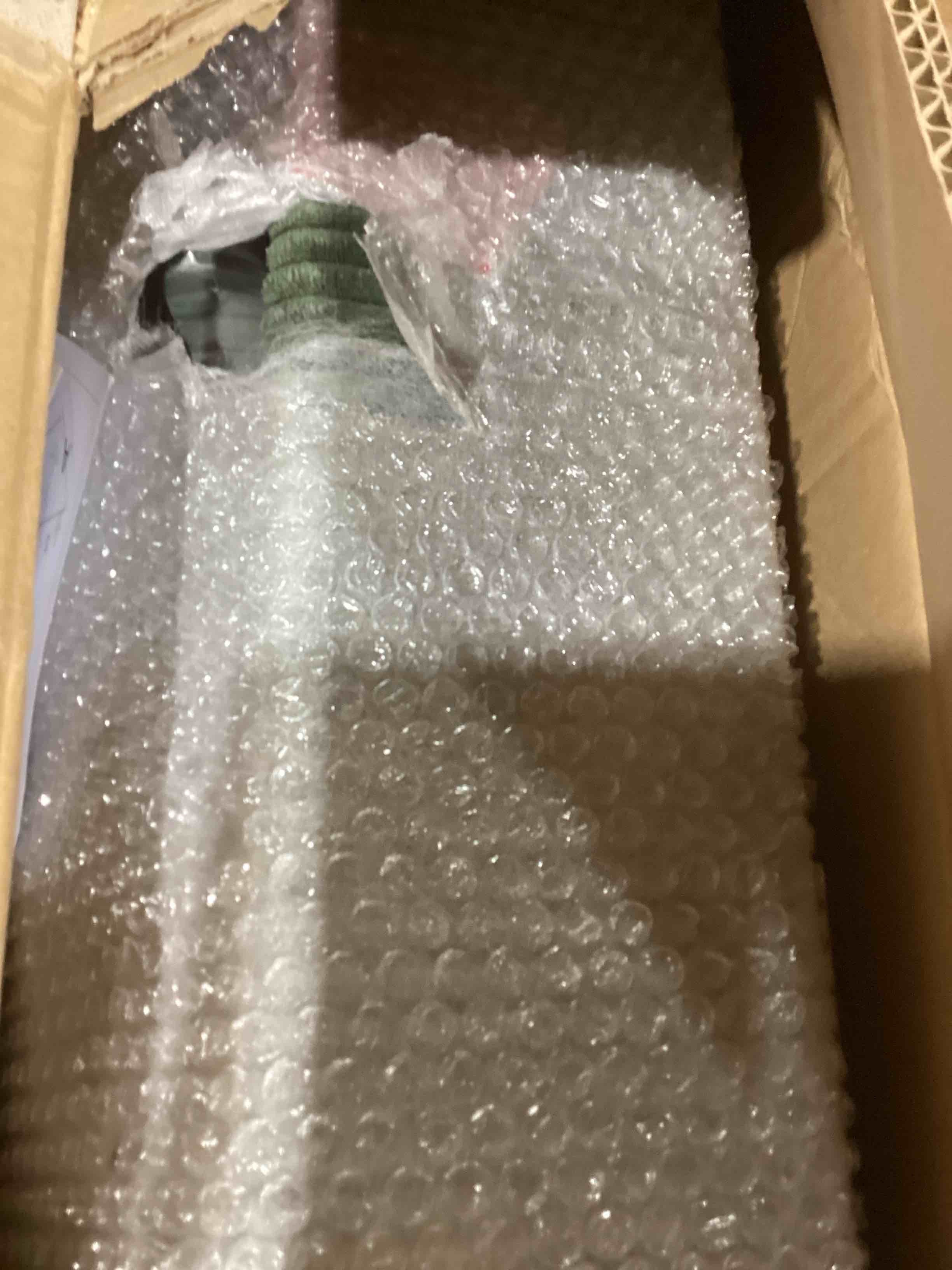 https://s3.amazonaws.com/lotting-images-prod/bidfta/PNK3563830_1778015142692.jpeg