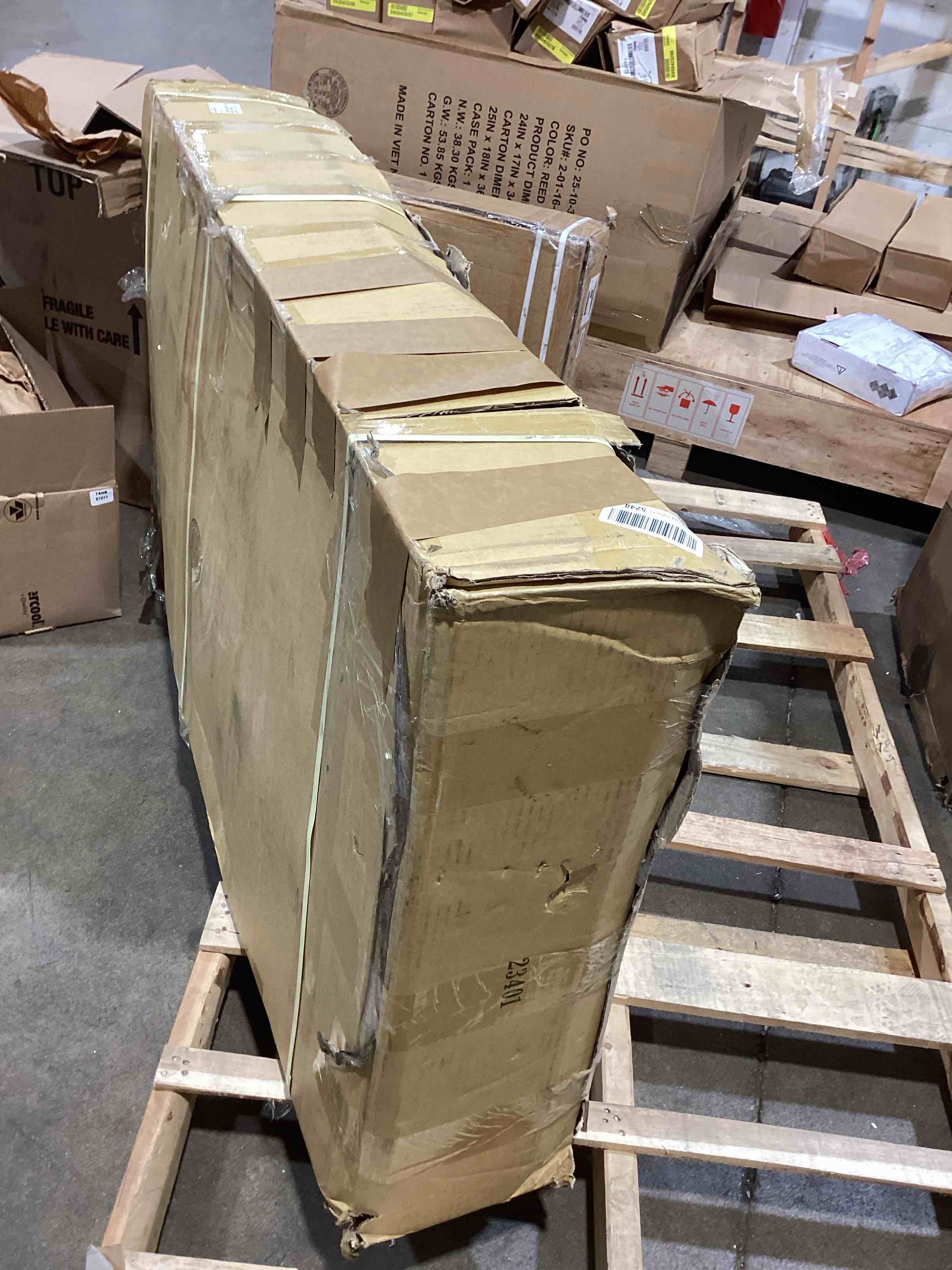 https://s3.amazonaws.com/lotting-images-prod/bidfta/PNK3563889_1778181806949.jpeg