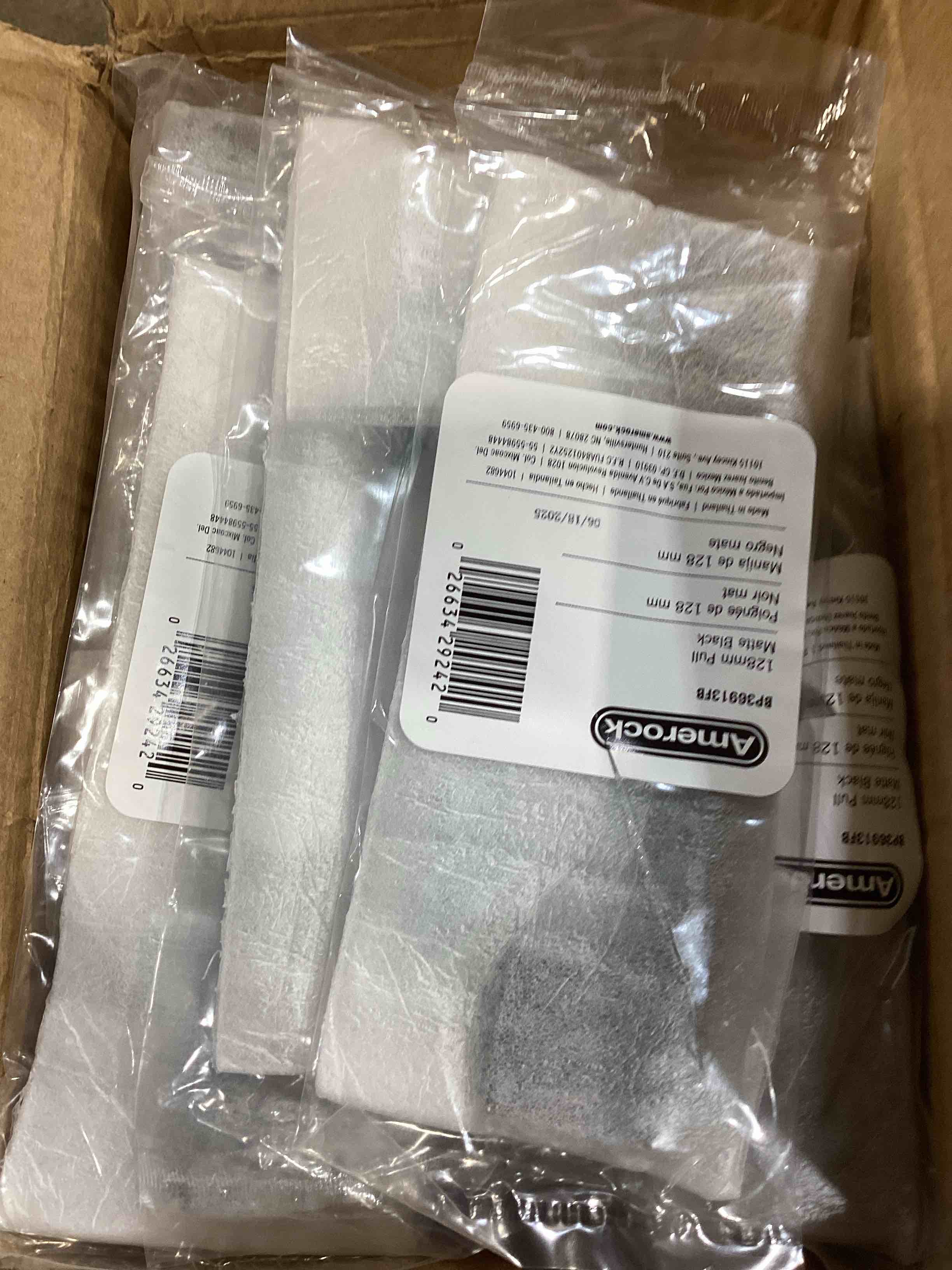 https://s3.amazonaws.com/lotting-images-prod/bidfta/PNK3563893_1778187023654.jpeg