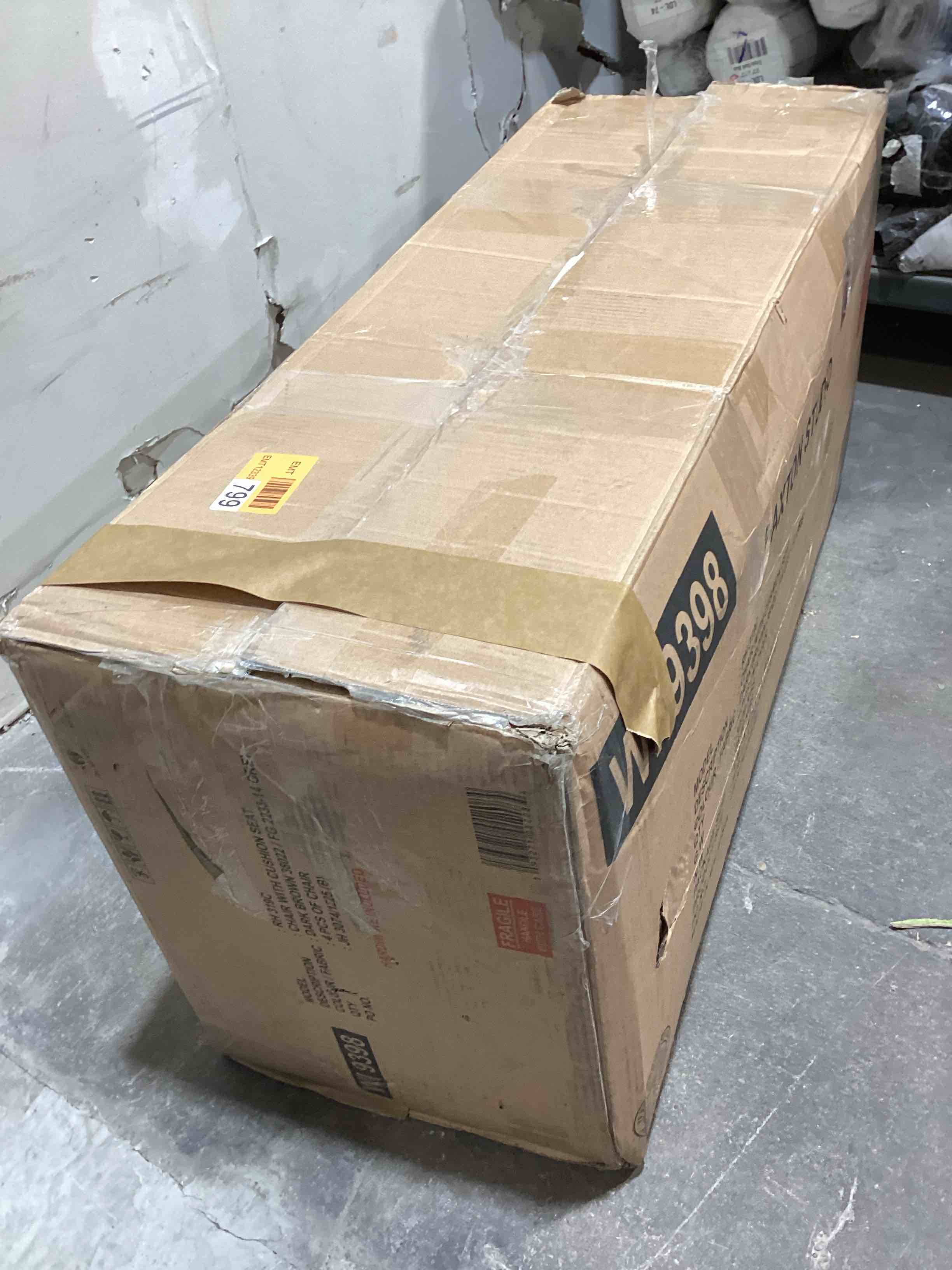 https://s3.amazonaws.com/lotting-images-prod/bidfta/PNK3563905_1778255046373.jpeg
