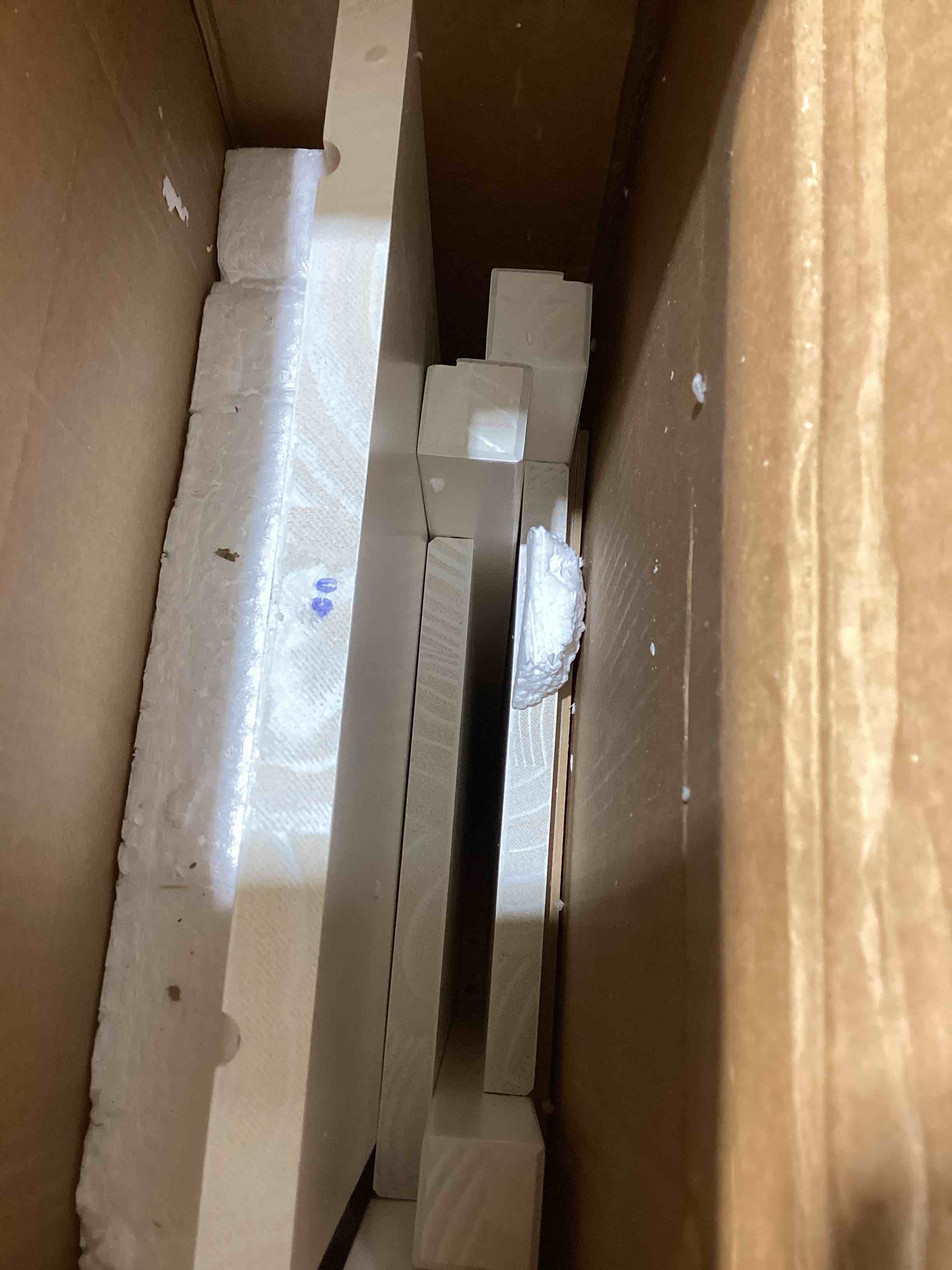 https://s3.amazonaws.com/lotting-images-prod/bidfta/PNK3563916_1778264373932.jpeg