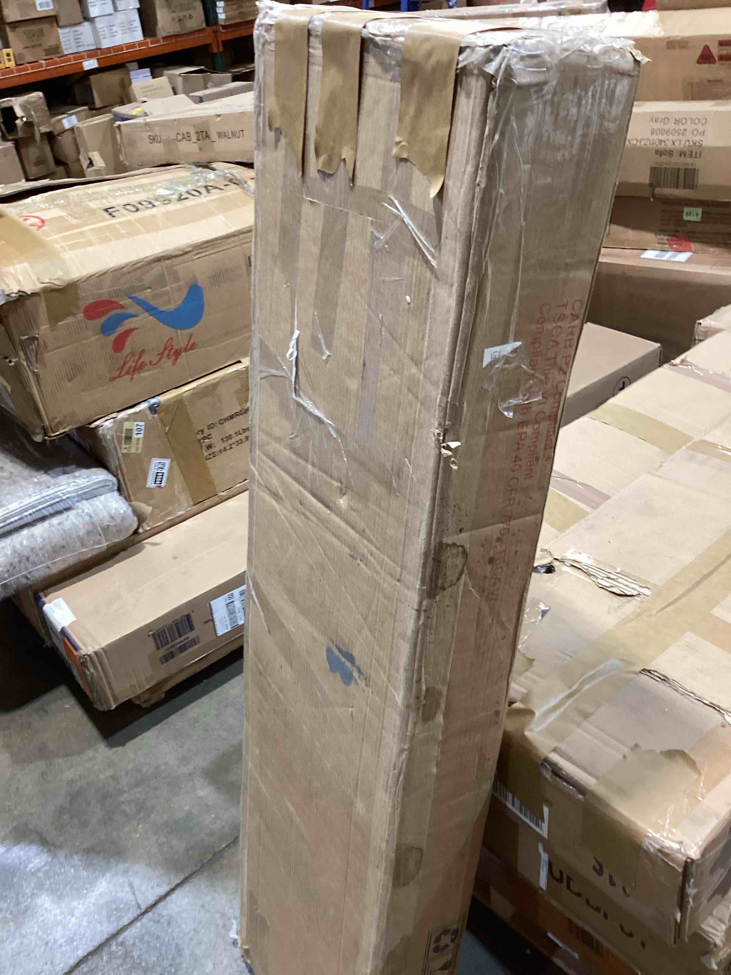 https://s3.amazonaws.com/lotting-images-prod/bidfta/PNK3563916_1778264442525.jpeg