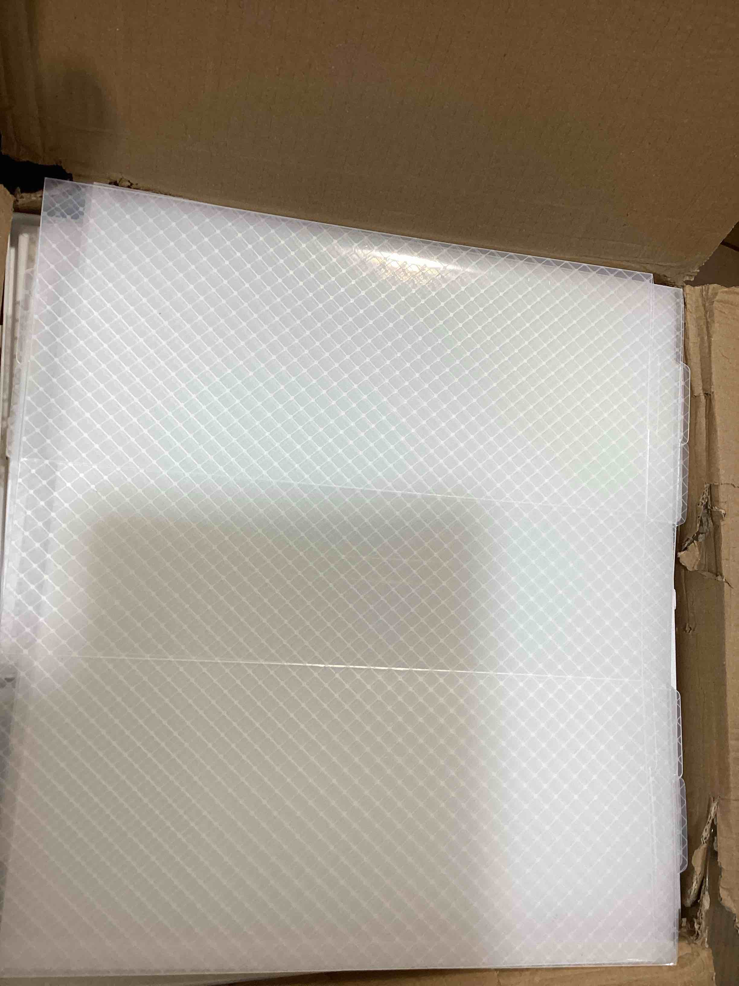 https://s3.amazonaws.com/lotting-images-prod/bidfta/PNK3563922_1778272885739.jpeg