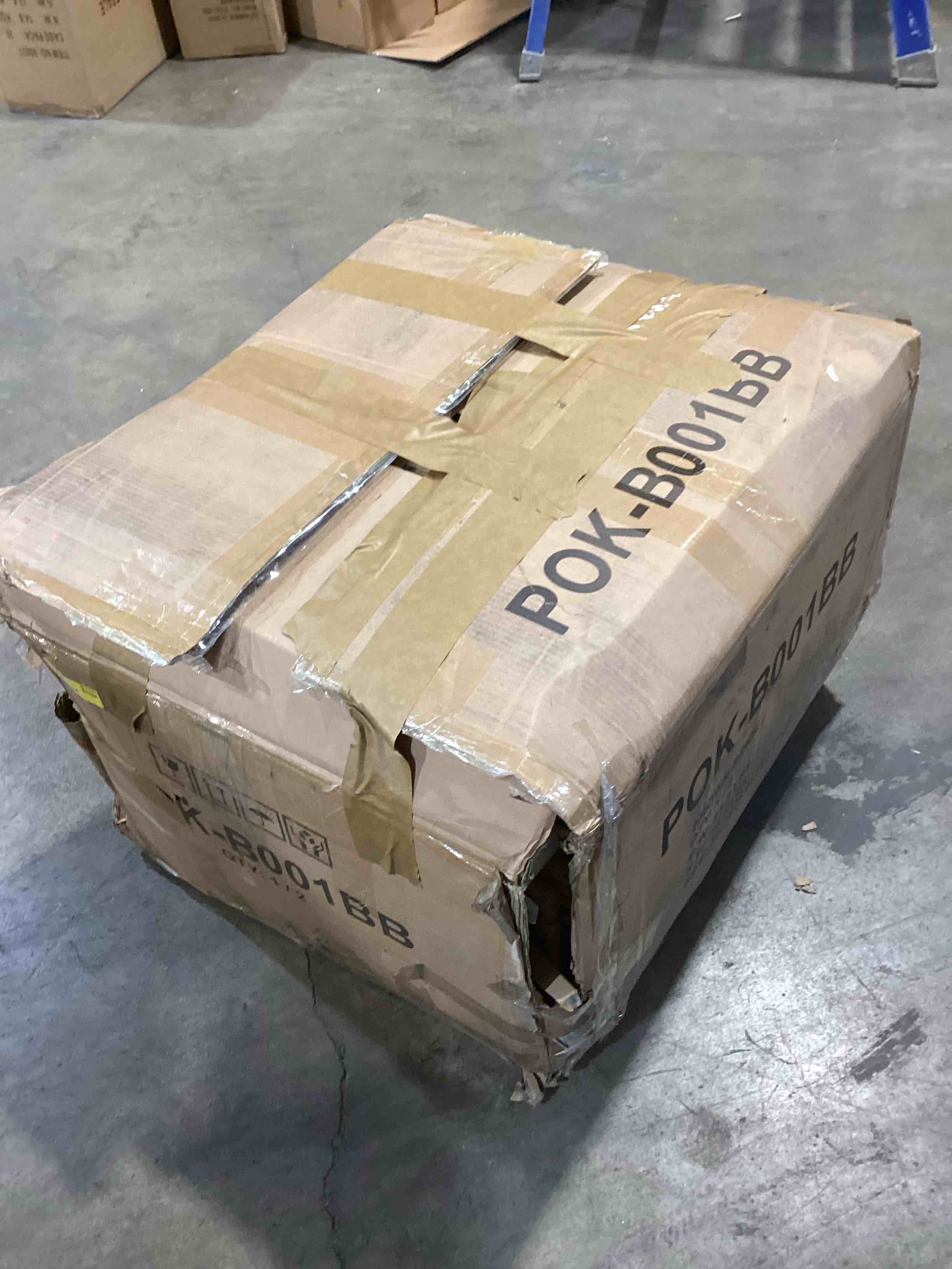 https://s3.amazonaws.com/lotting-images-prod/bidfta/PNK3563929_1778507763028.jpeg