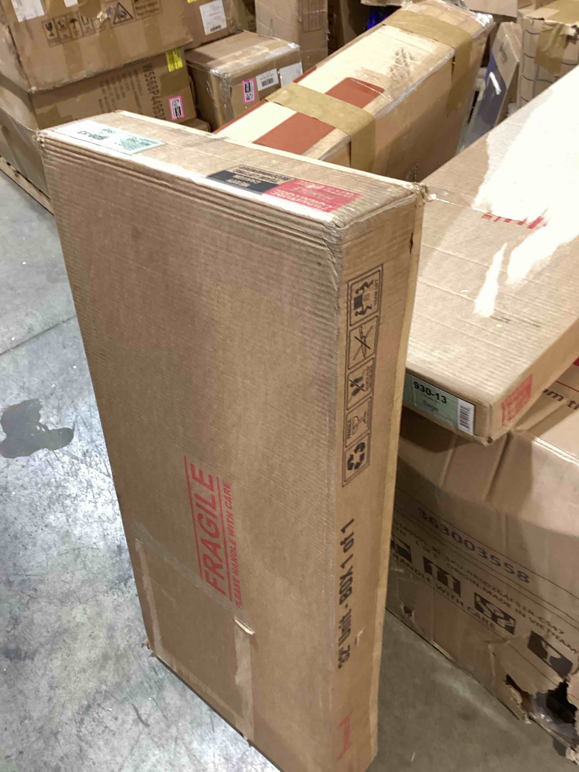 https://s3.amazonaws.com/lotting-images-prod/bidfta/PNK3563948_1778521063792.jpeg