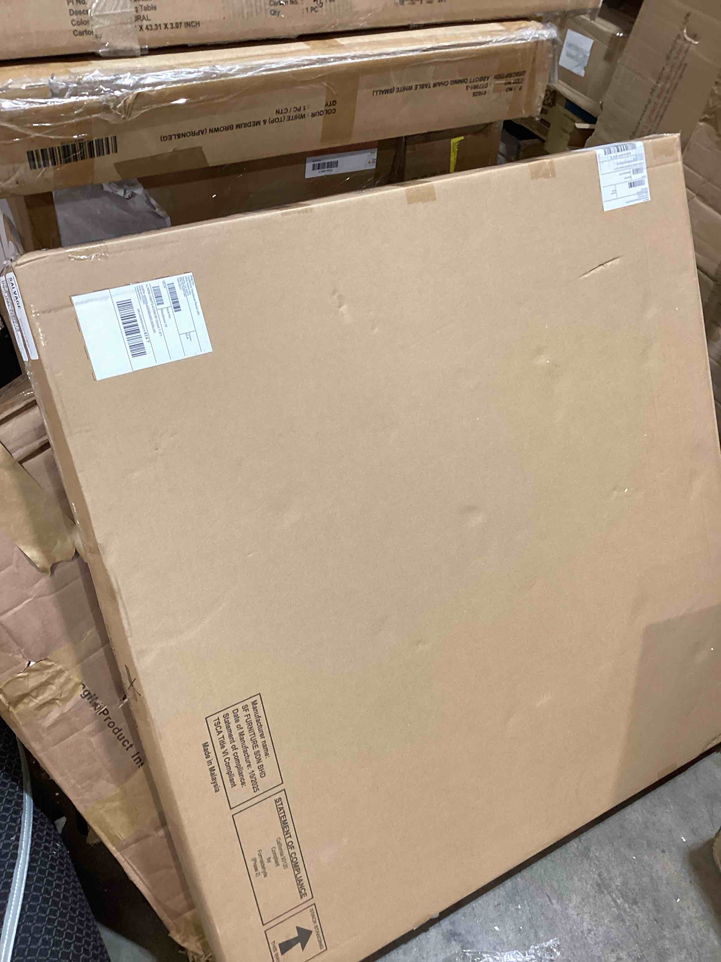 https://s3.amazonaws.com/lotting-images-prod/bidfta/PNK3564016_1778681819681.jpeg