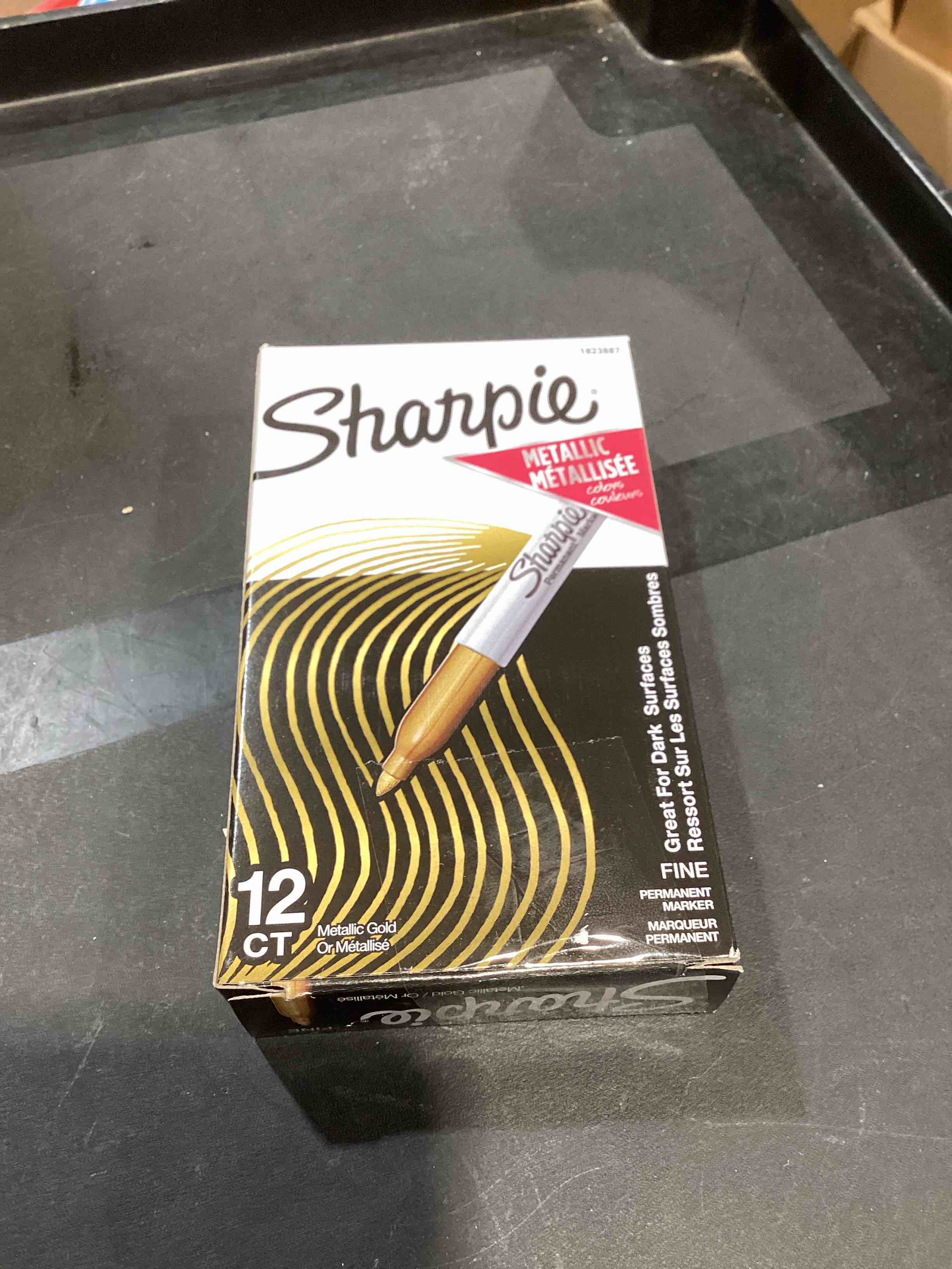 Condition photo showing New/Like New for sharpie® metallic permanent markers fine point gold ink pack of 11 incomplete