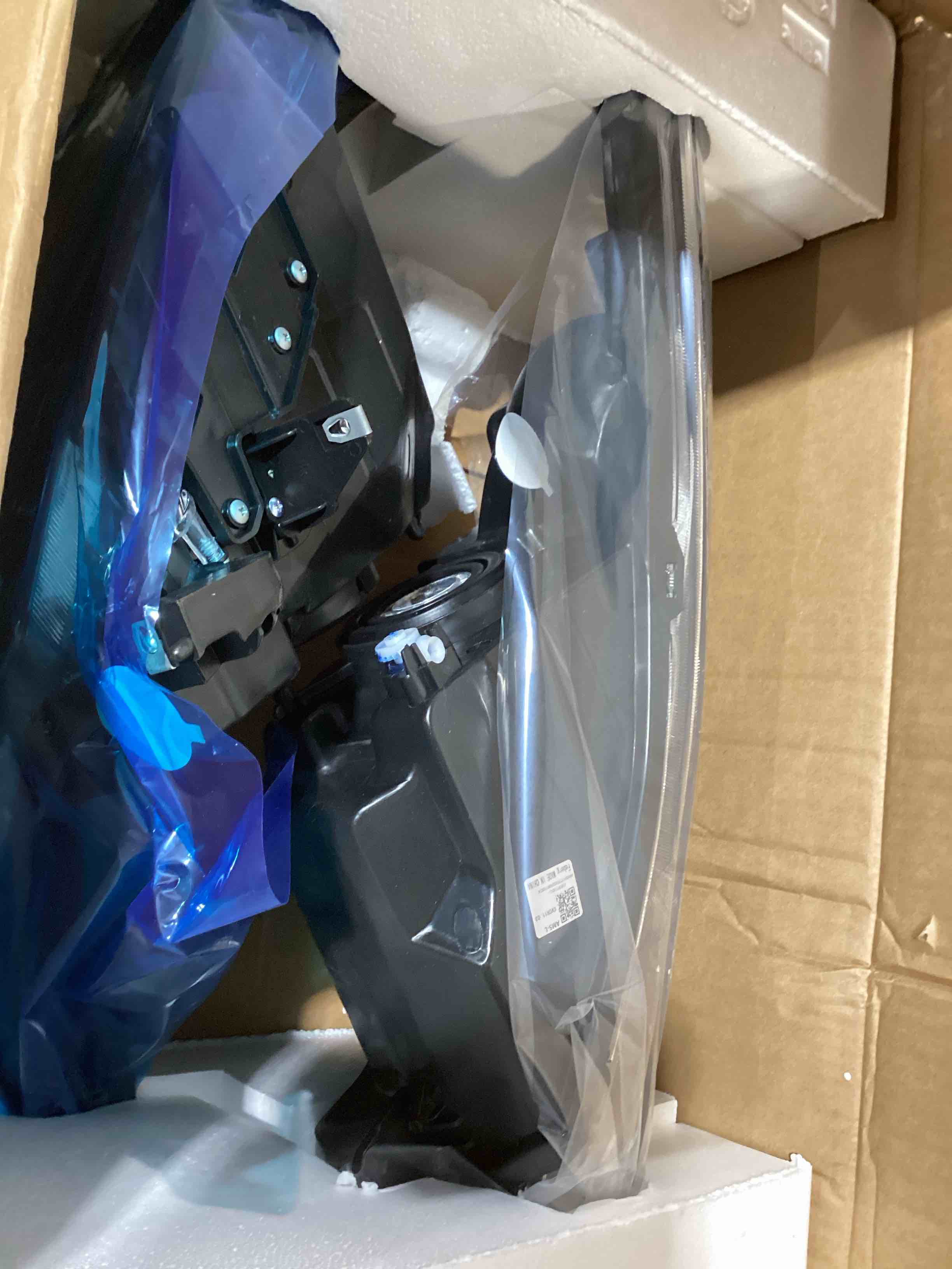 Condition photo showing Good Condition for adcarlights headlight assembly for 2011-2015 chevy cruze