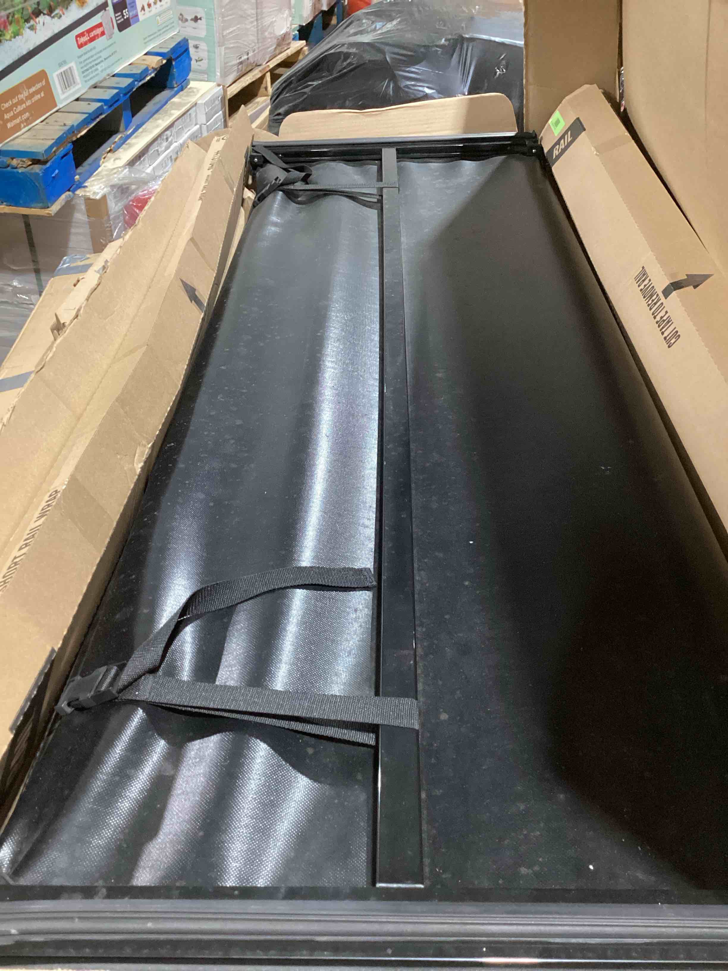 Condition photo showing Good Condition for gator covers gator fx hard quad-fold truck bed tonneau cover | 8828130 | fits 2019 - 2023 chevy/gmc silverado/sierra, works w/ multipro/flex tailgate (will not fit carbon pro bed) 5' 10" bed (70")