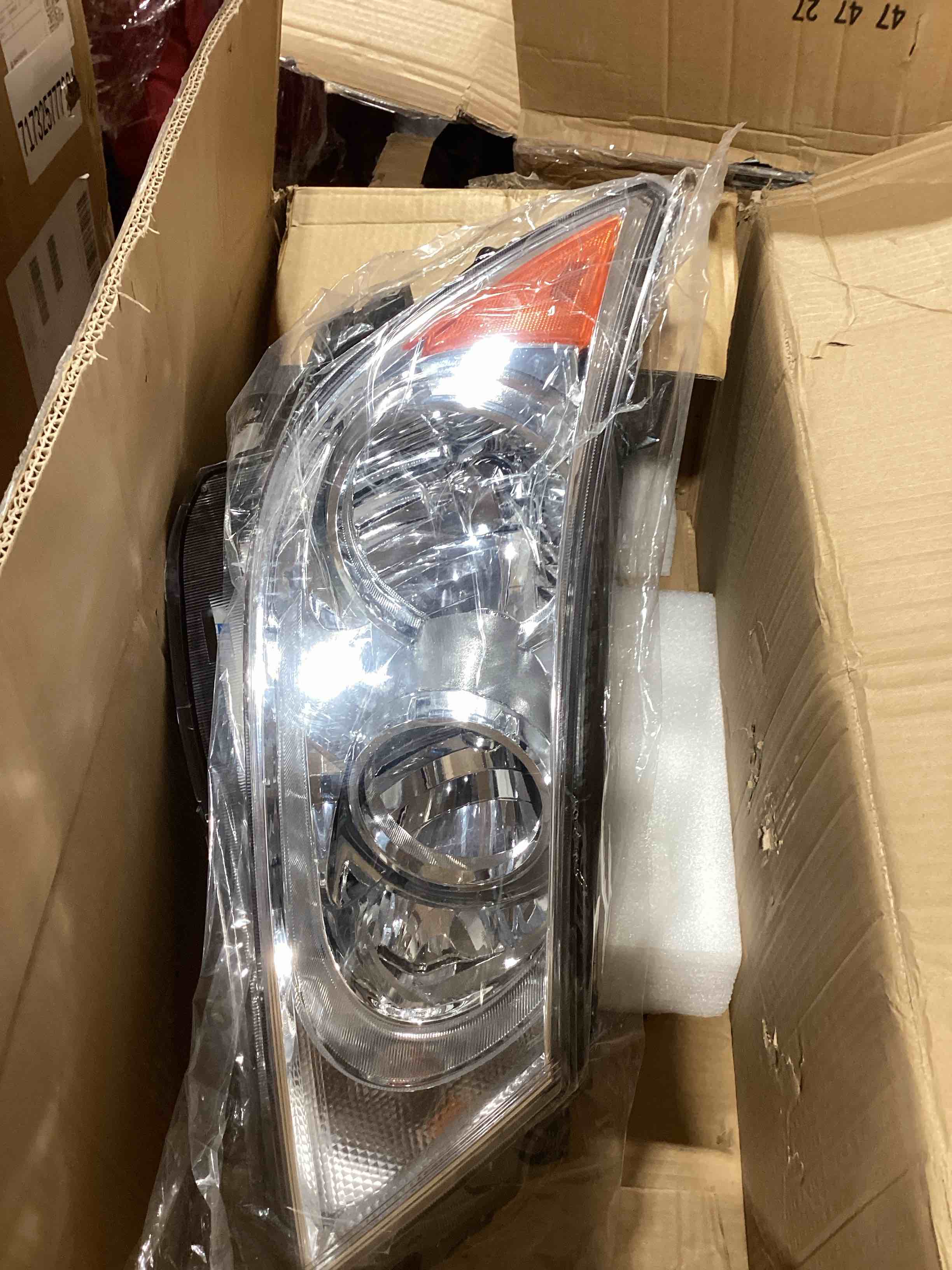 Condition photo showing Good Condition for 2016 2017 2018 2019 bmw x1 left led headlight headlamp ( similar to stock photo )